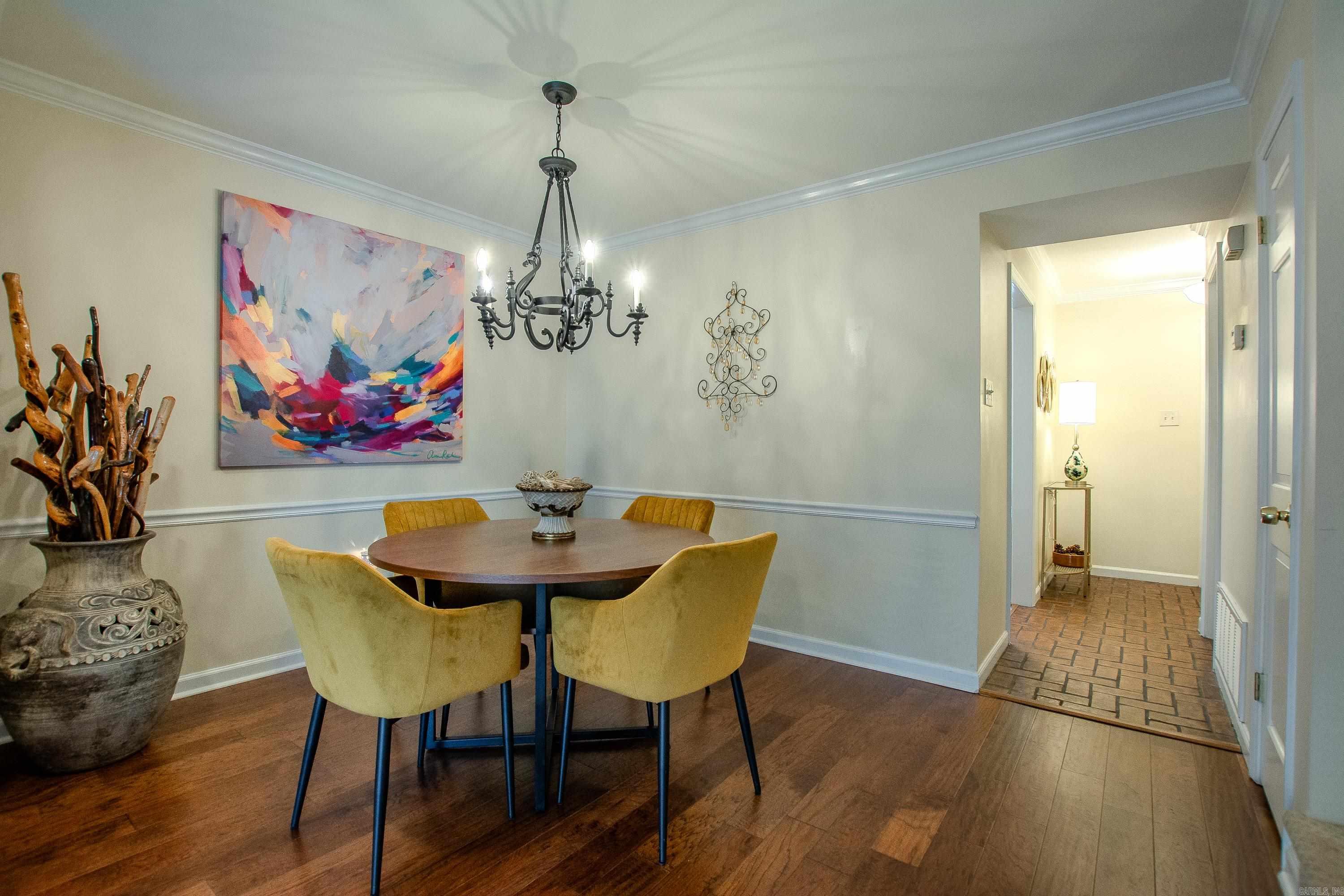 KINGSBRIDGE TWNHSE - Residential