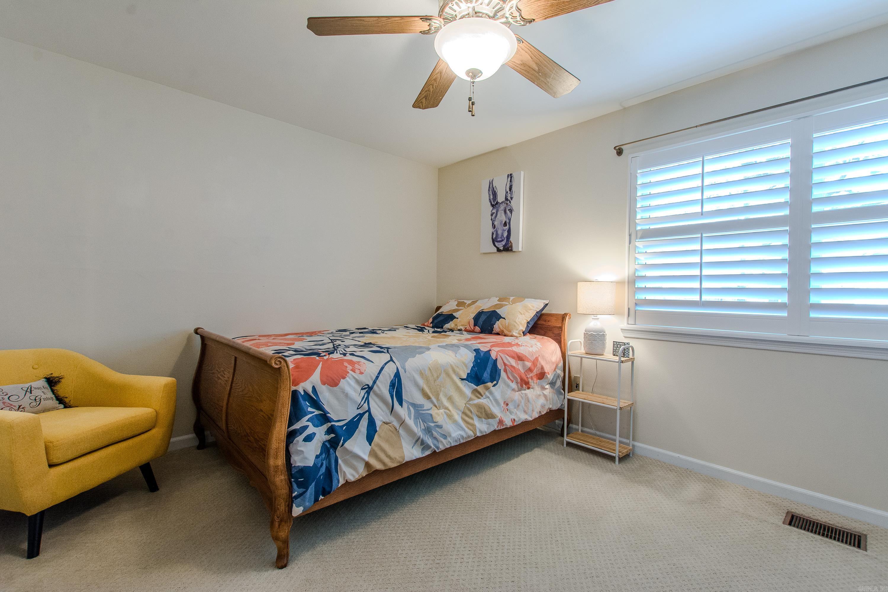 KINGSBRIDGE TWNHSE - Residential