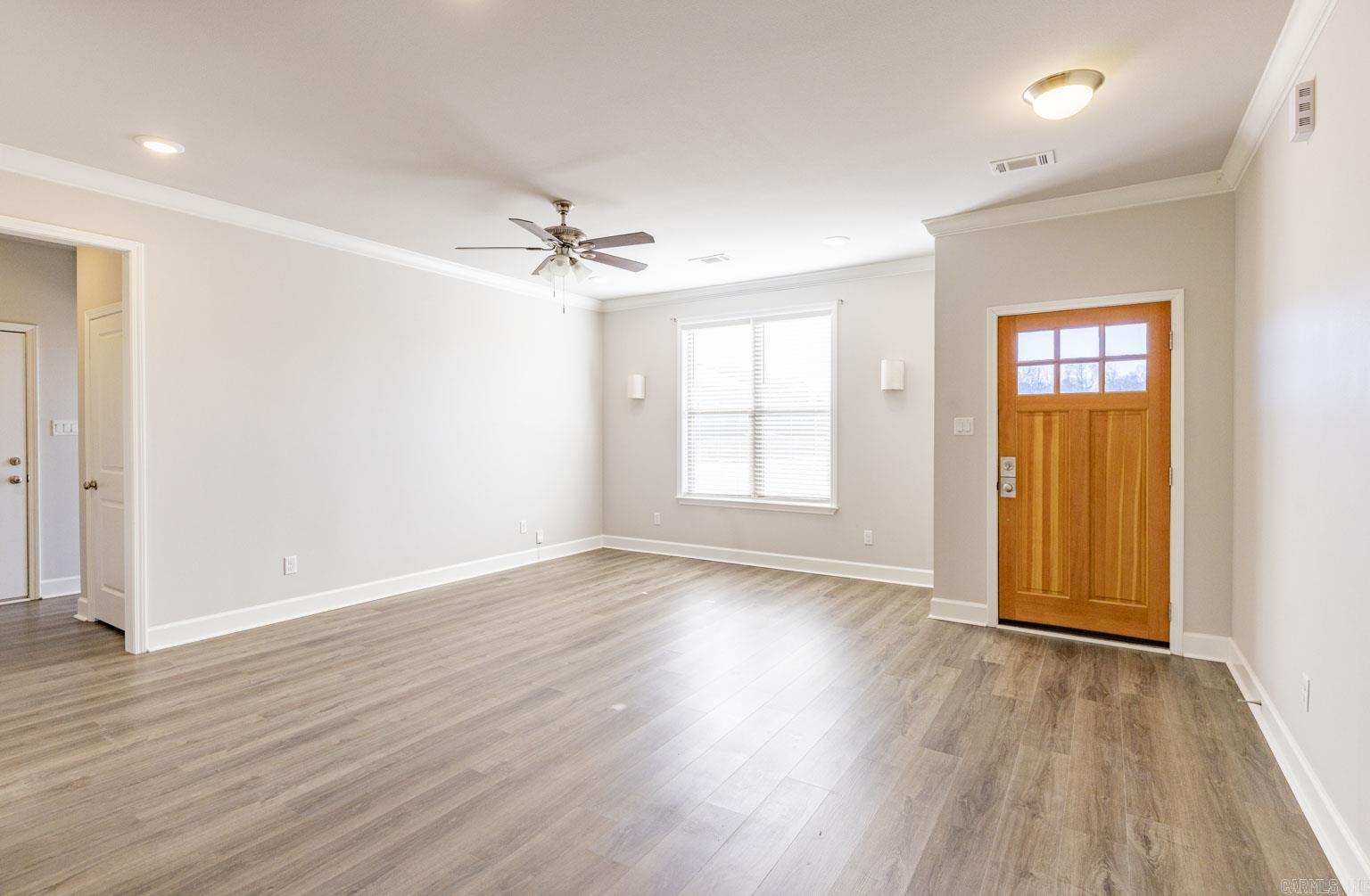 WESTERN WOODS - Residential