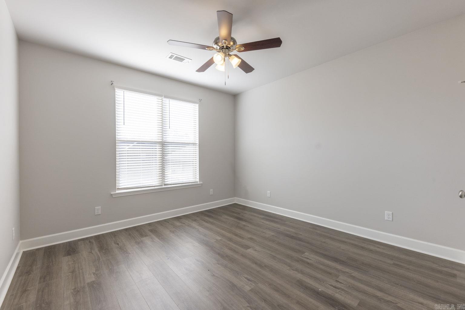 WESTERN WOODS - Residential