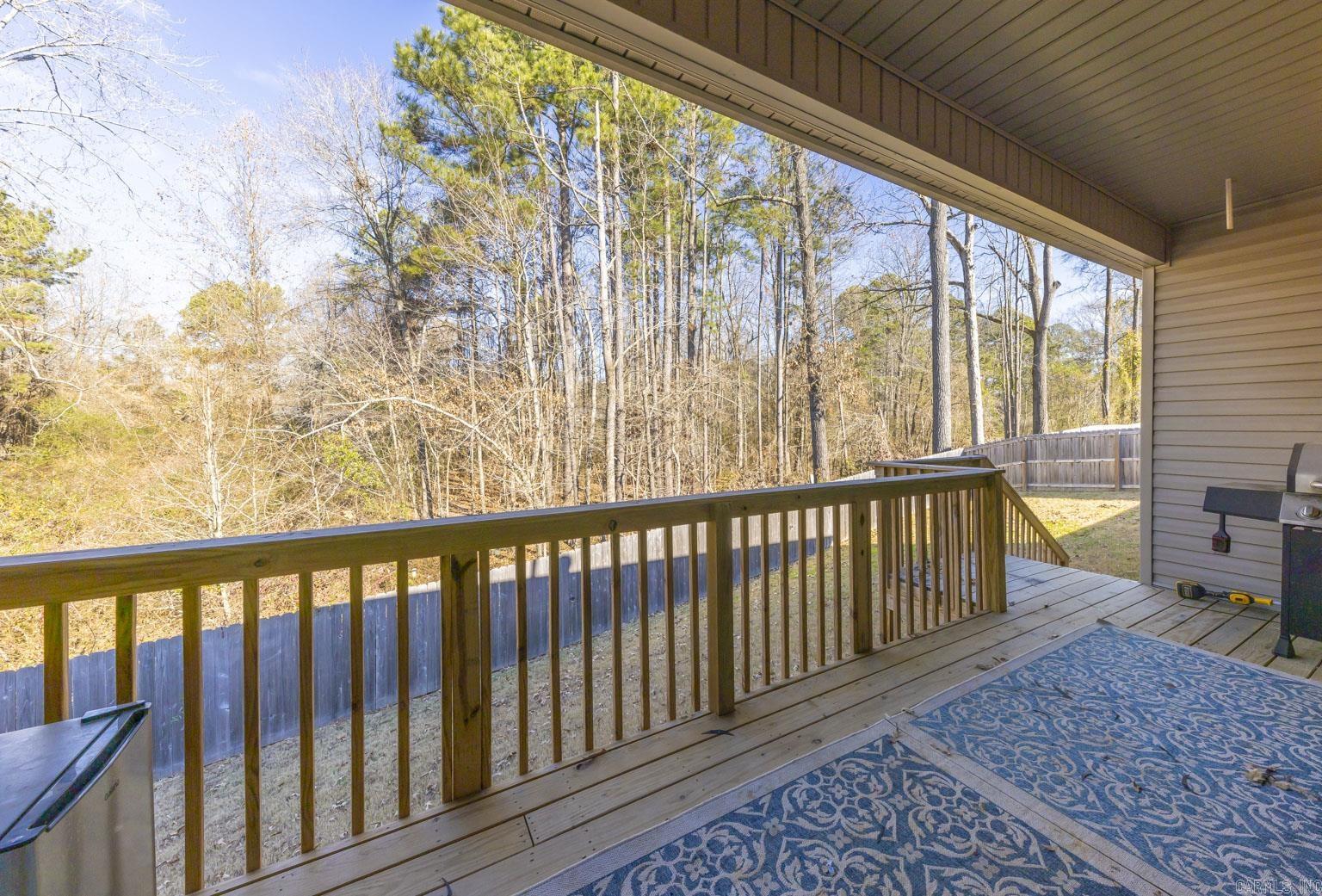 WESTERN WOODS - Residential