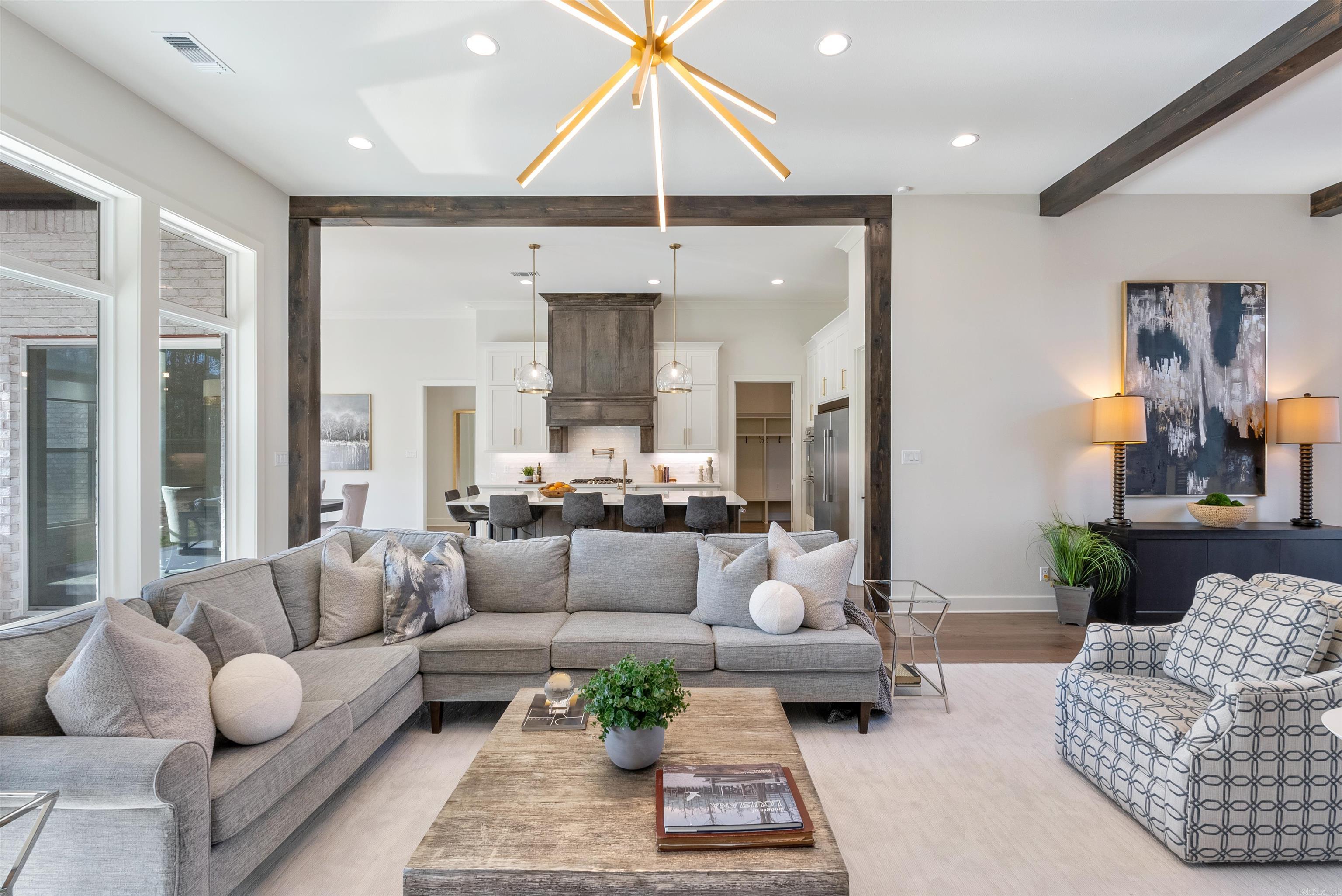 CHENAL VALLEY "ENSBURY PLACE" - Residential