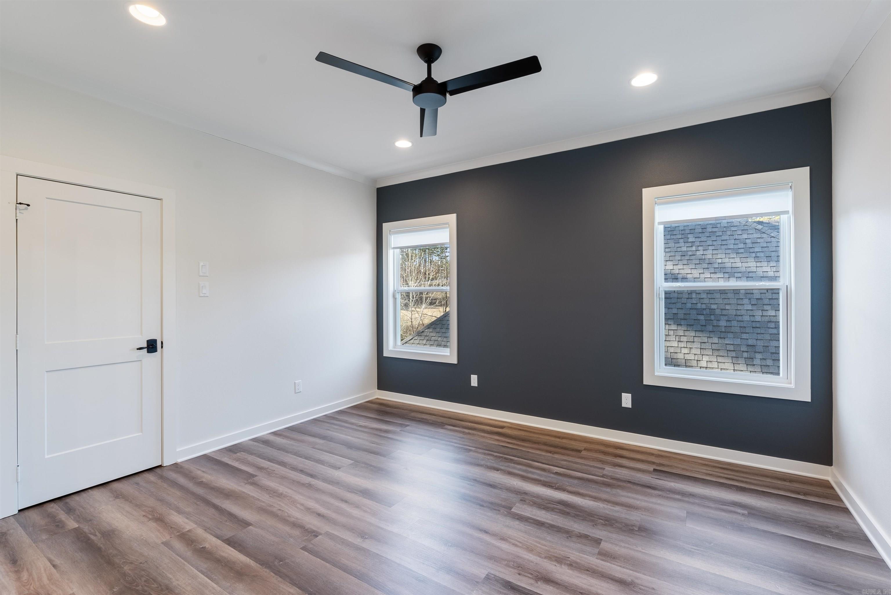 CHENAL VALLEY "ENSBURY PLACE" - Residential