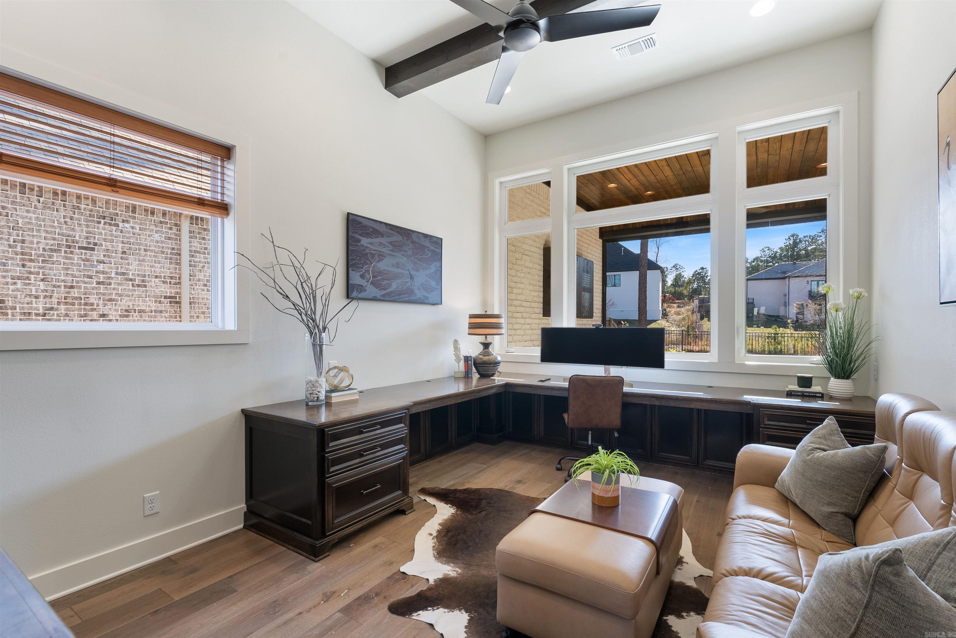 CHENAL VALLEY "ENSBURY PLACE" - Residential