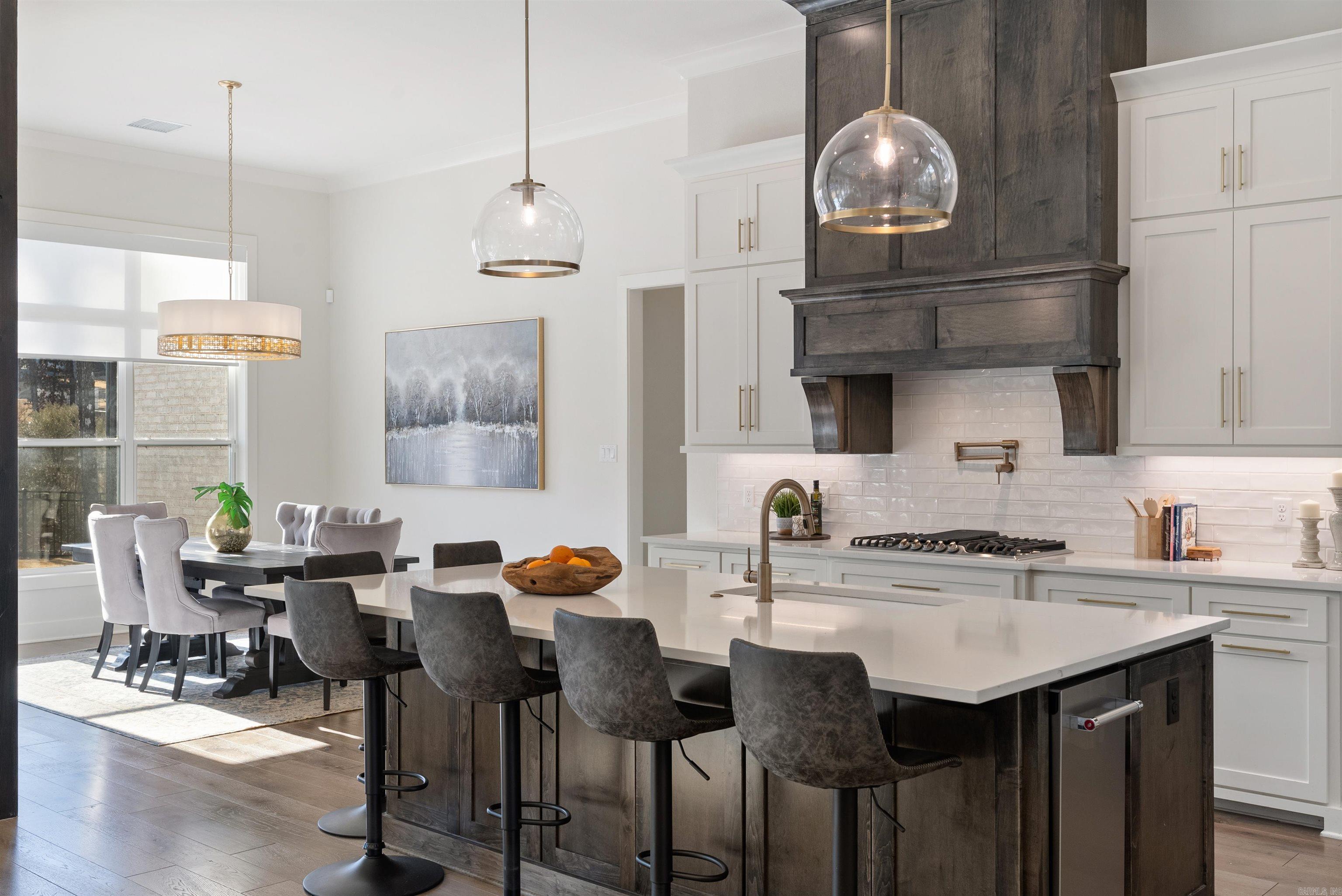 CHENAL VALLEY "ENSBURY PLACE" - Residential