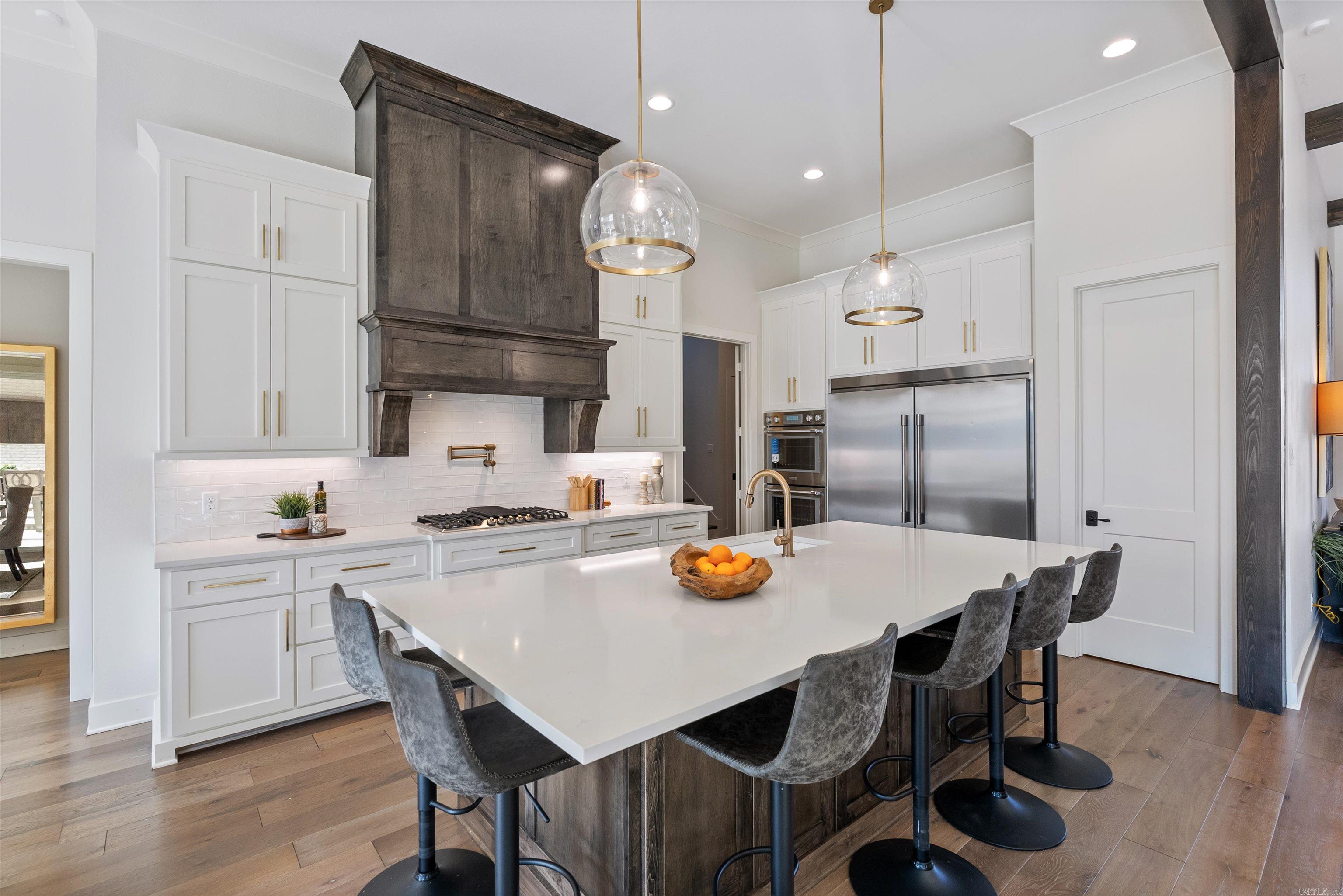 CHENAL VALLEY "ENSBURY PLACE" - Residential