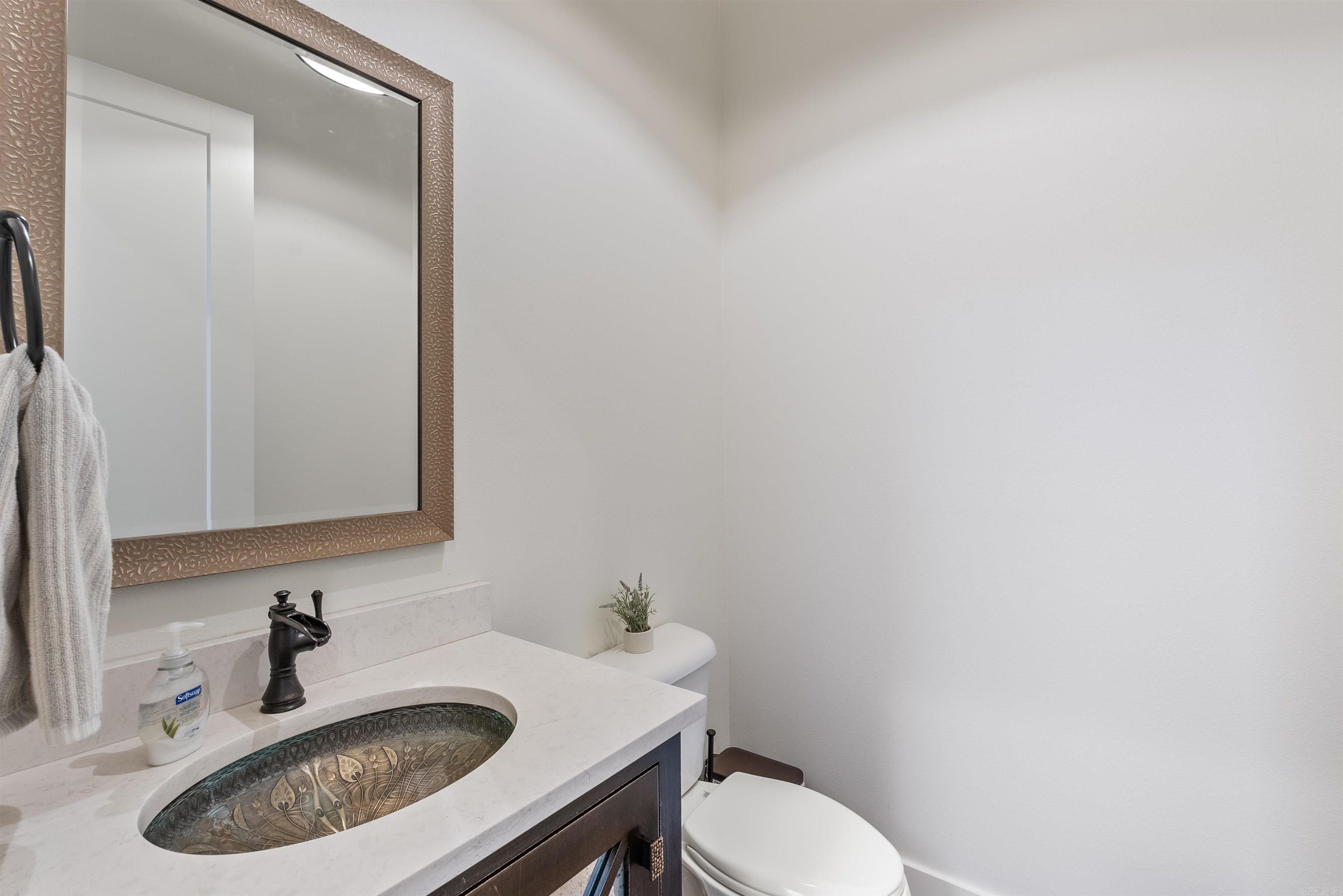 CHENAL VALLEY "ENSBURY PLACE" - Residential