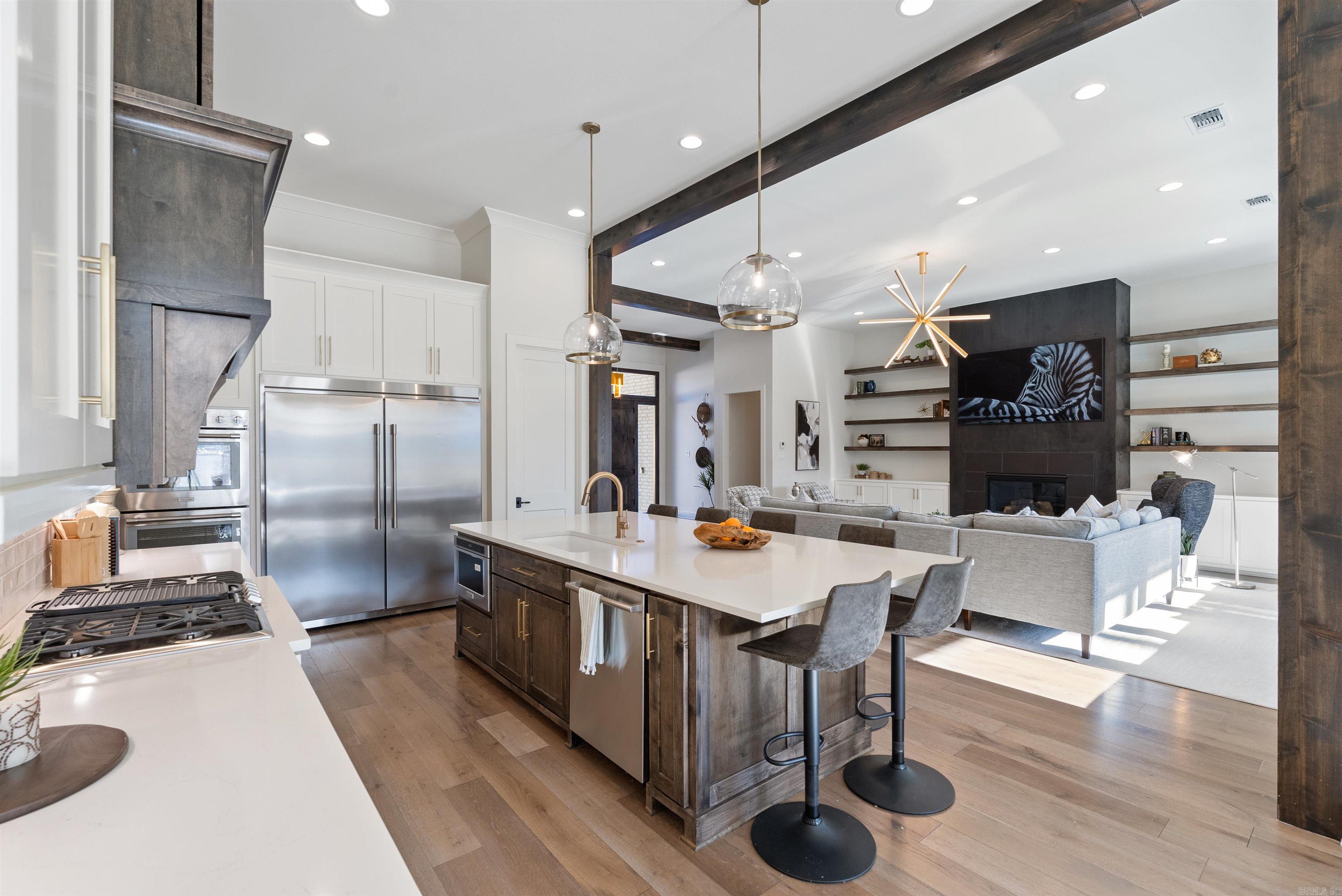 CHENAL VALLEY "ENSBURY PLACE" - Residential