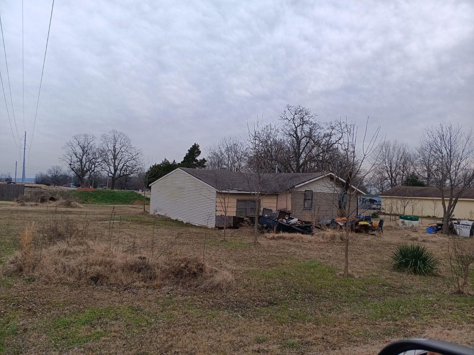 Welcome to the Market 303 Morris McDougal, Arkansas, 72441.This is a 4 bedroom 1 Bath with 1408 sqft of living space. It sits on 0.40+/- acres . This property is not habitable and requires significant repairs or renovations. The property is to being sold as-is. It is located in the Corning School District.