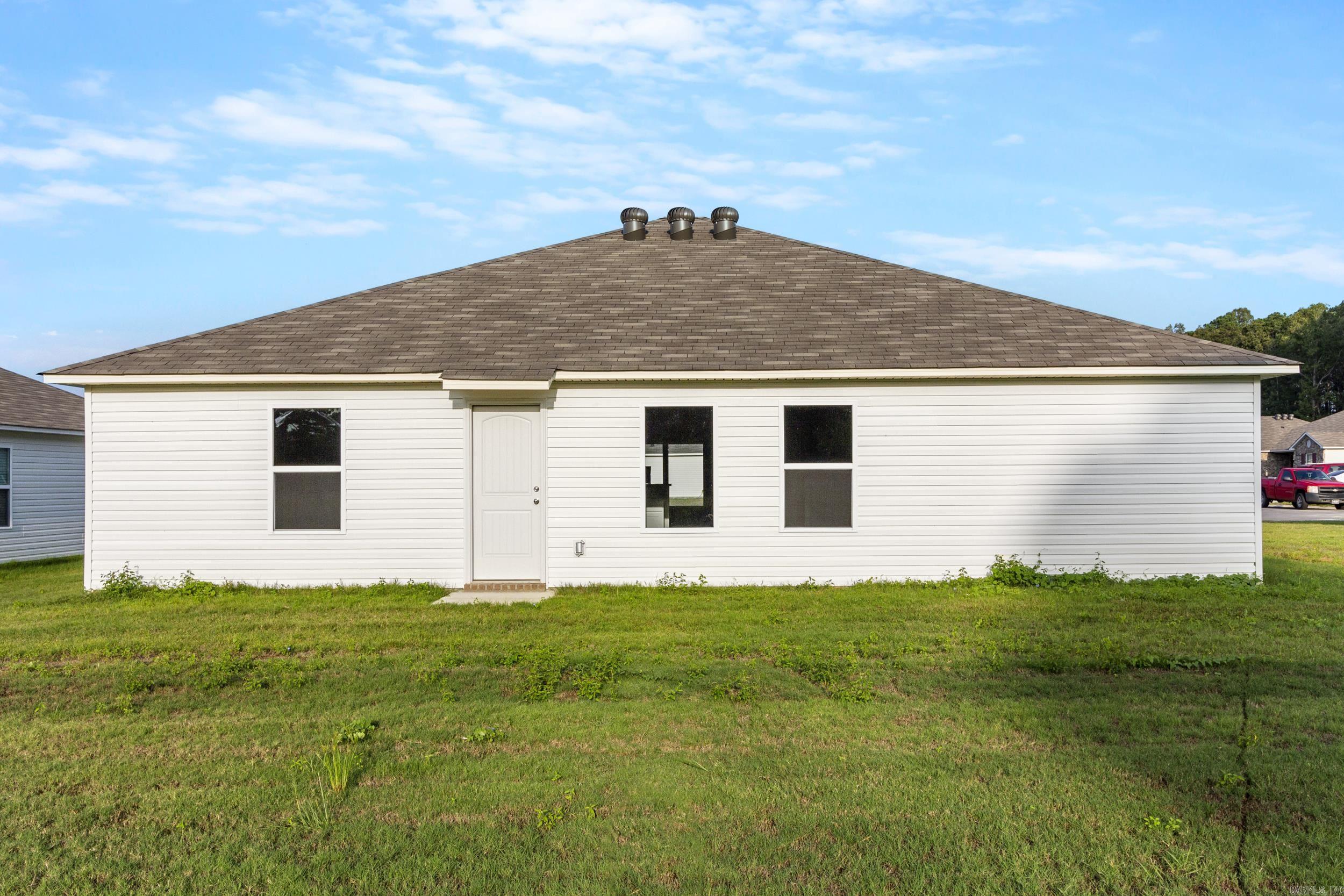 SPRINGLAKE TRAILS - Residential