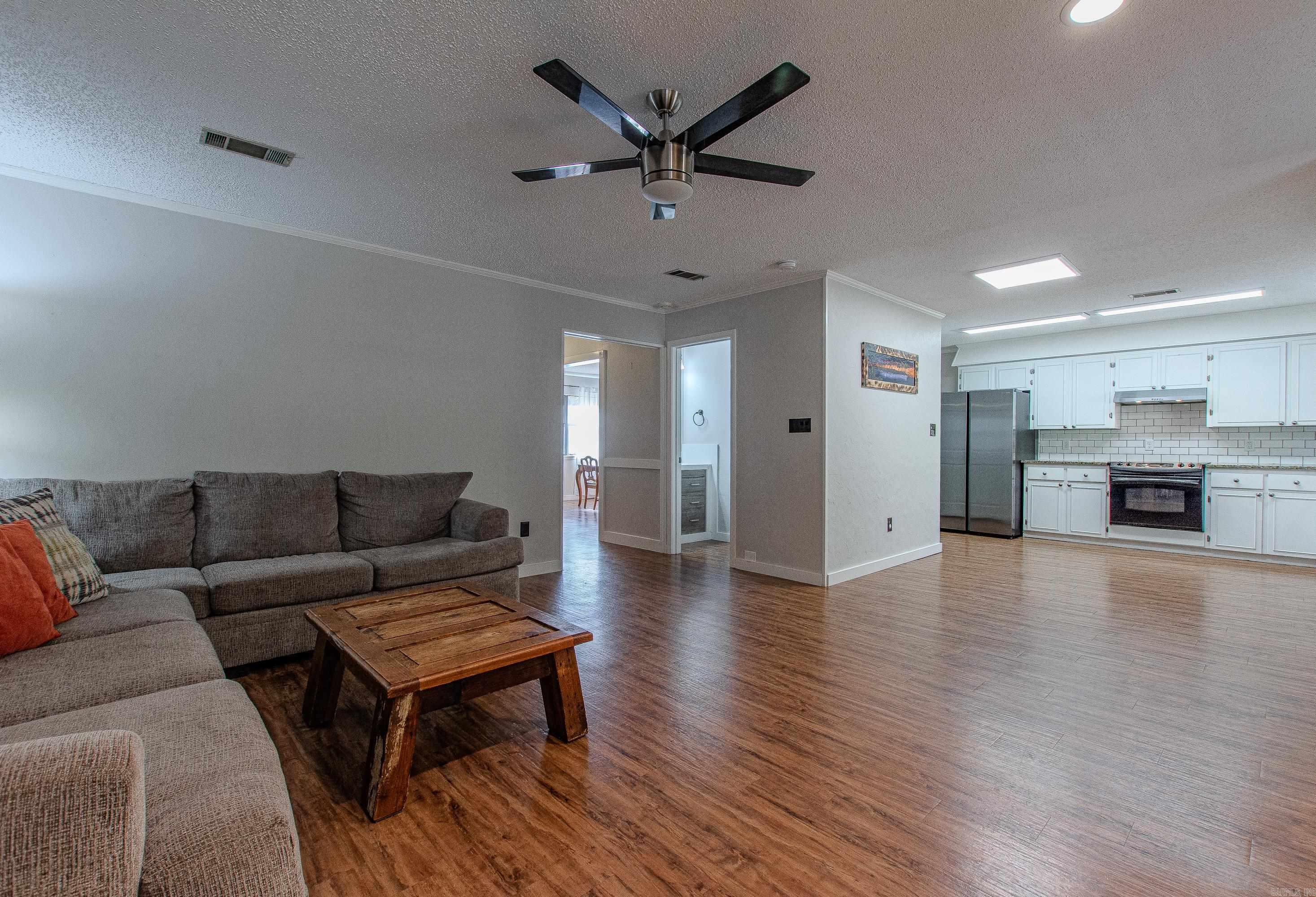 Colonel Glenn - Residential