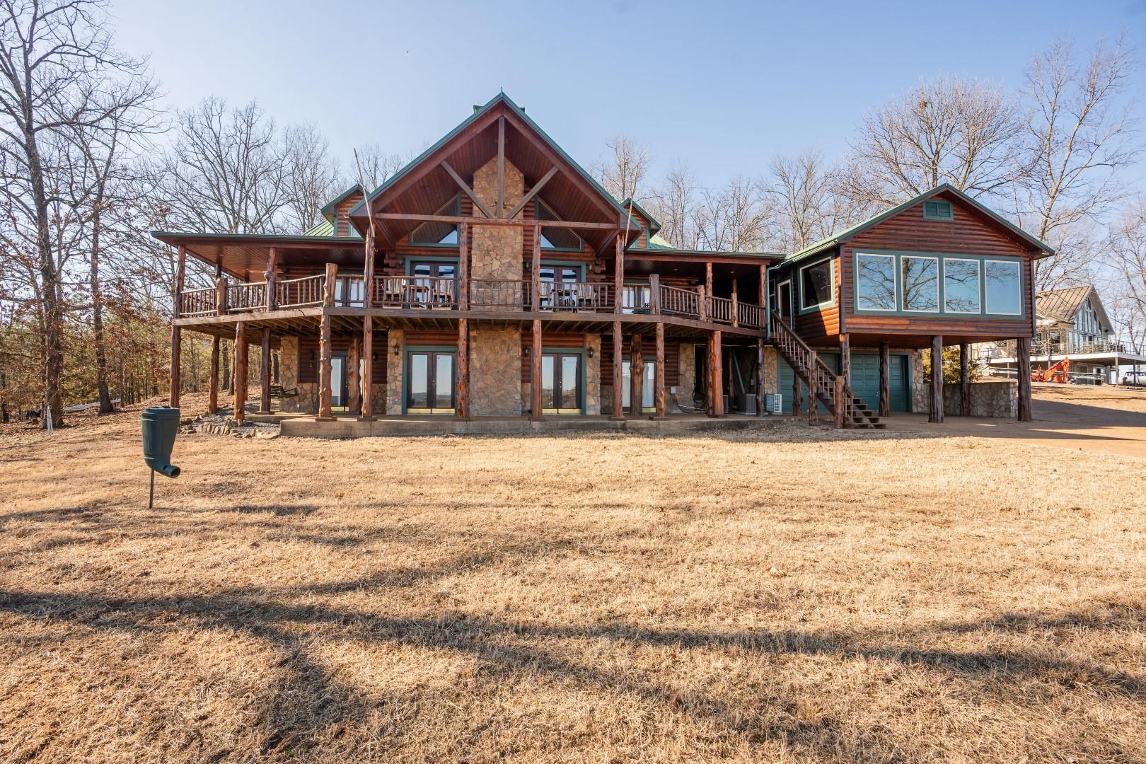 Watersedge Estates - Residential