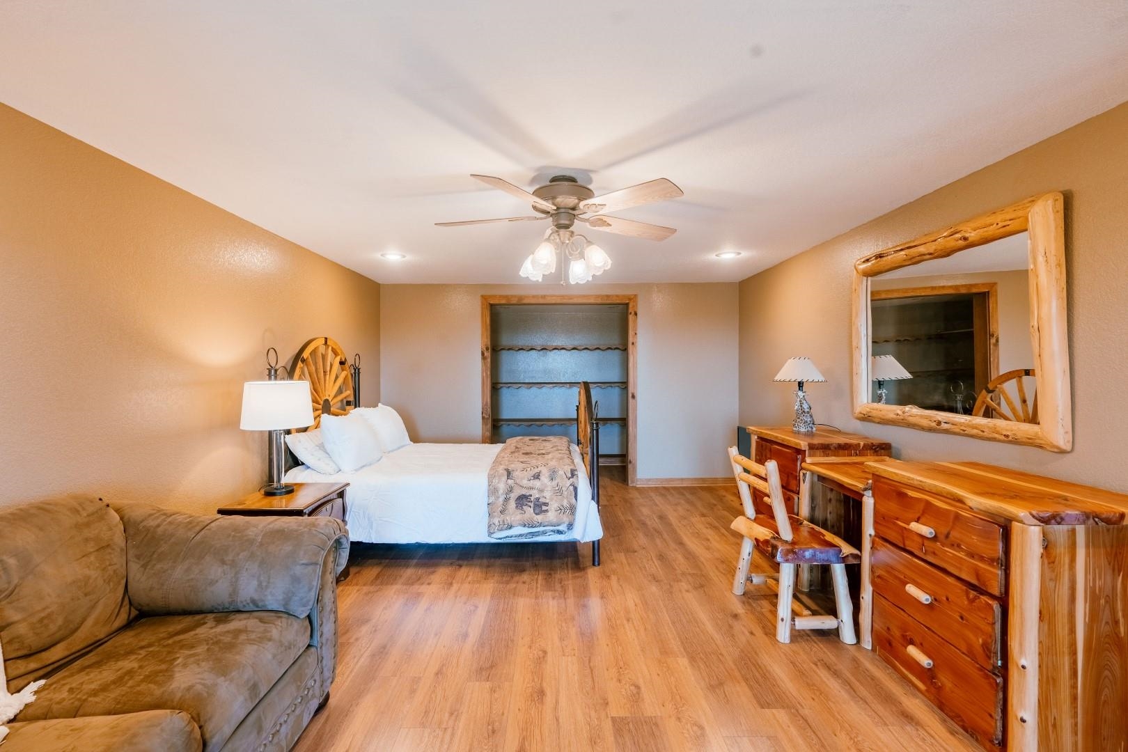 Watersedge Estates - Residential