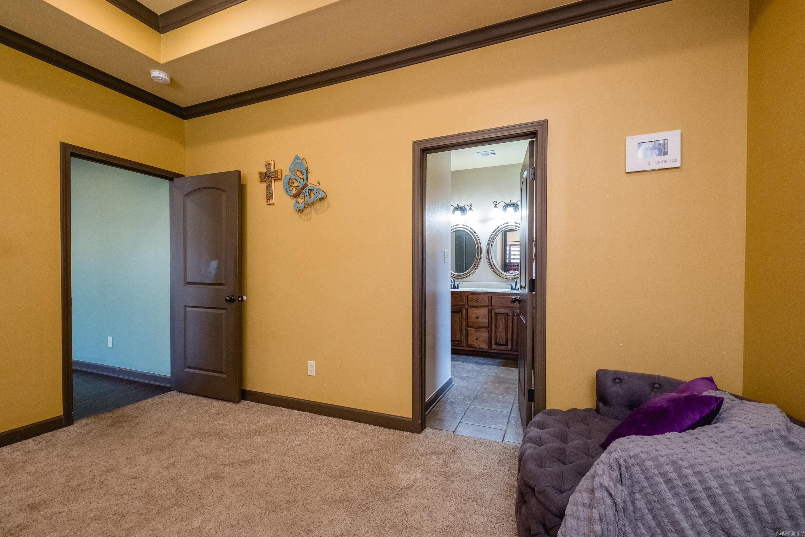 HARTFORD HILLS - Residential