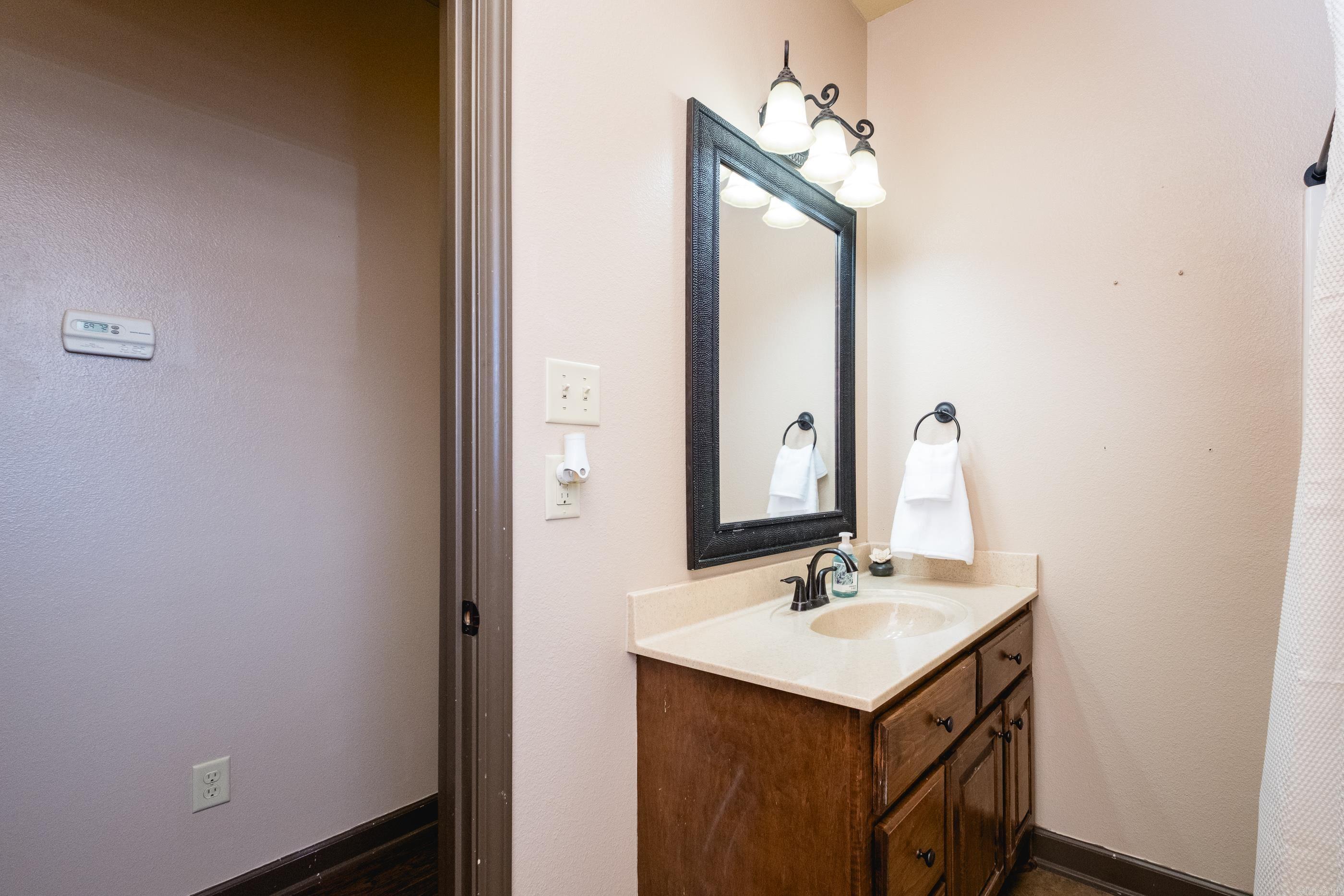 HARTFORD HILLS - Residential