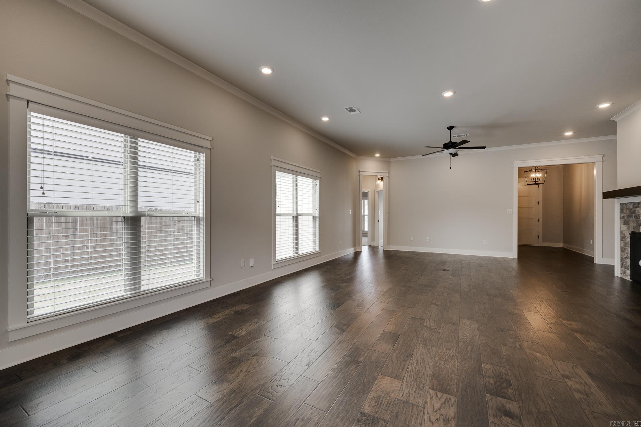 ROBYNMAR - Residential