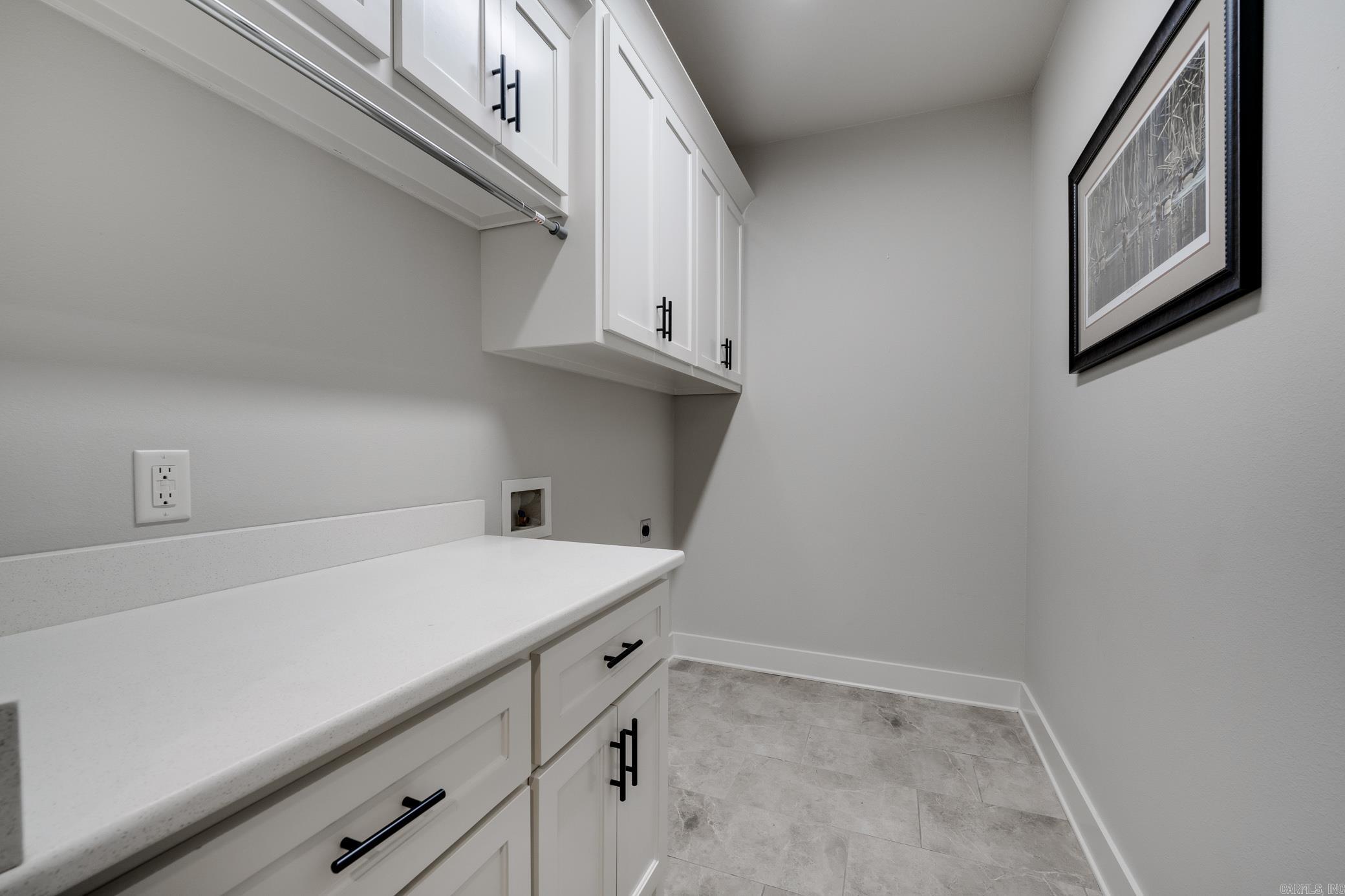 ROBYNMAR - Residential