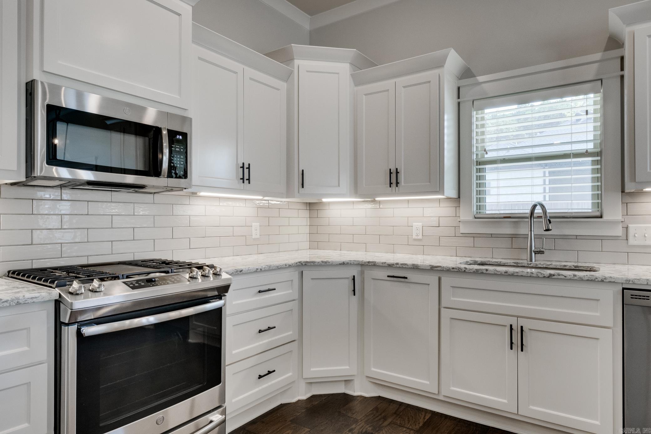 ROBYNMAR - Residential