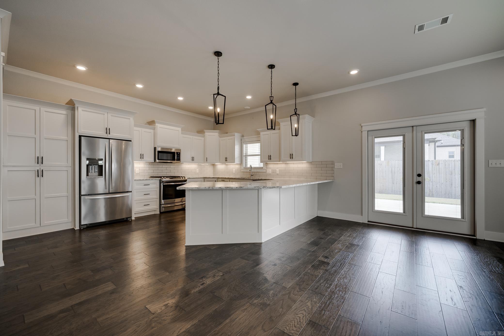 ROBYNMAR - Residential