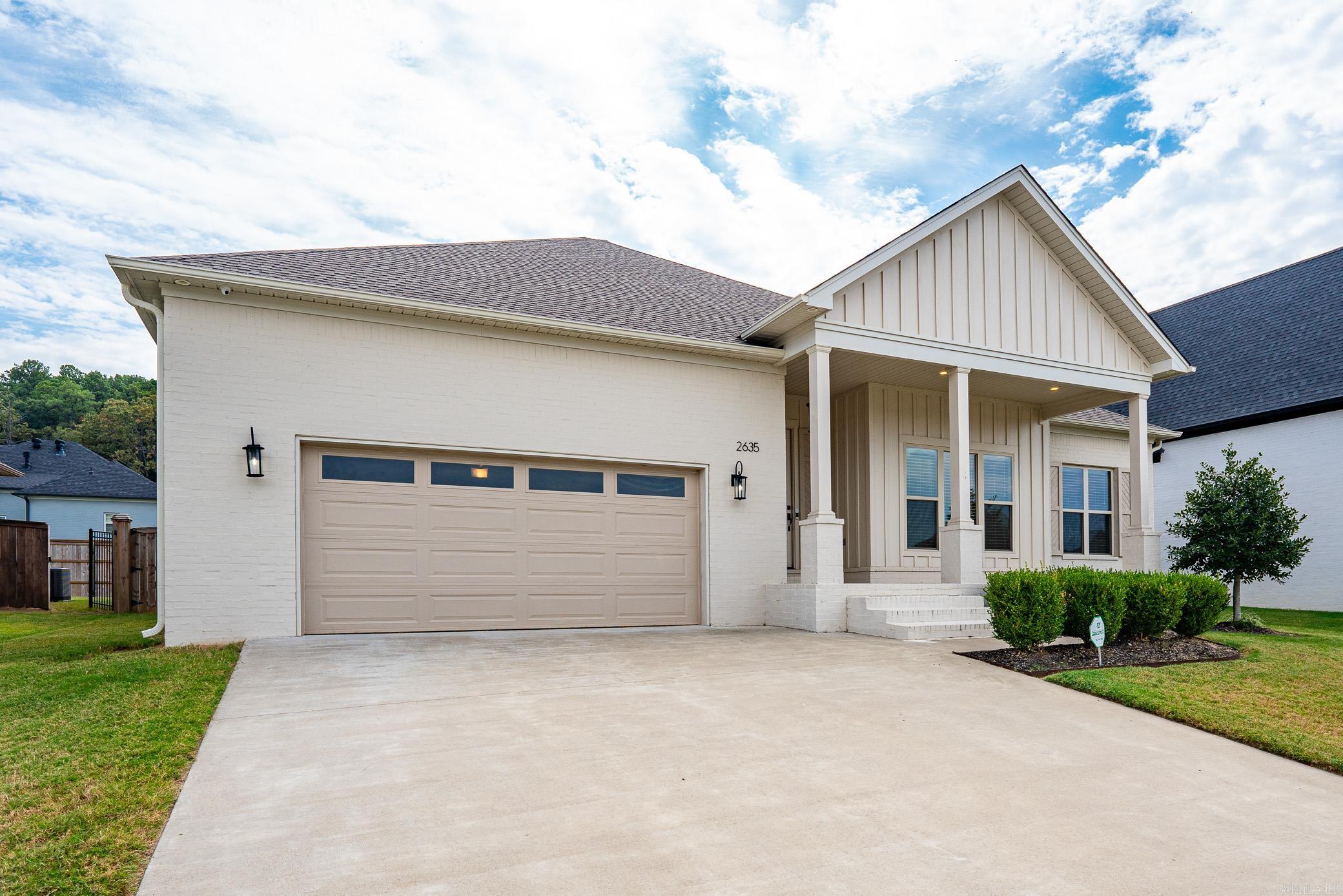 ROBYNMAR - Residential