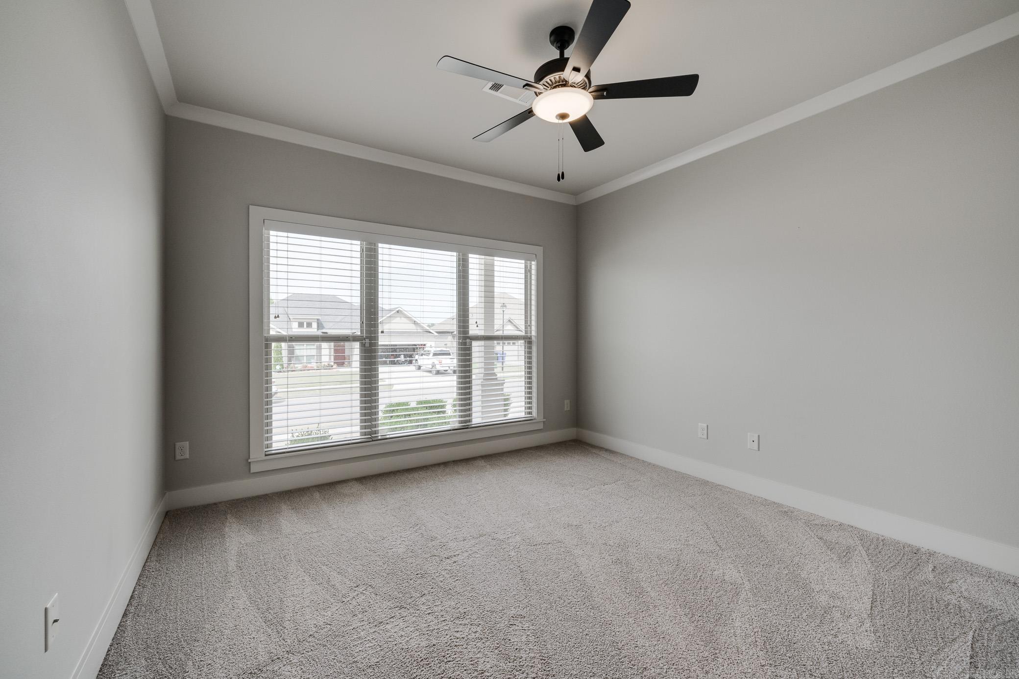 ROBYNMAR - Residential