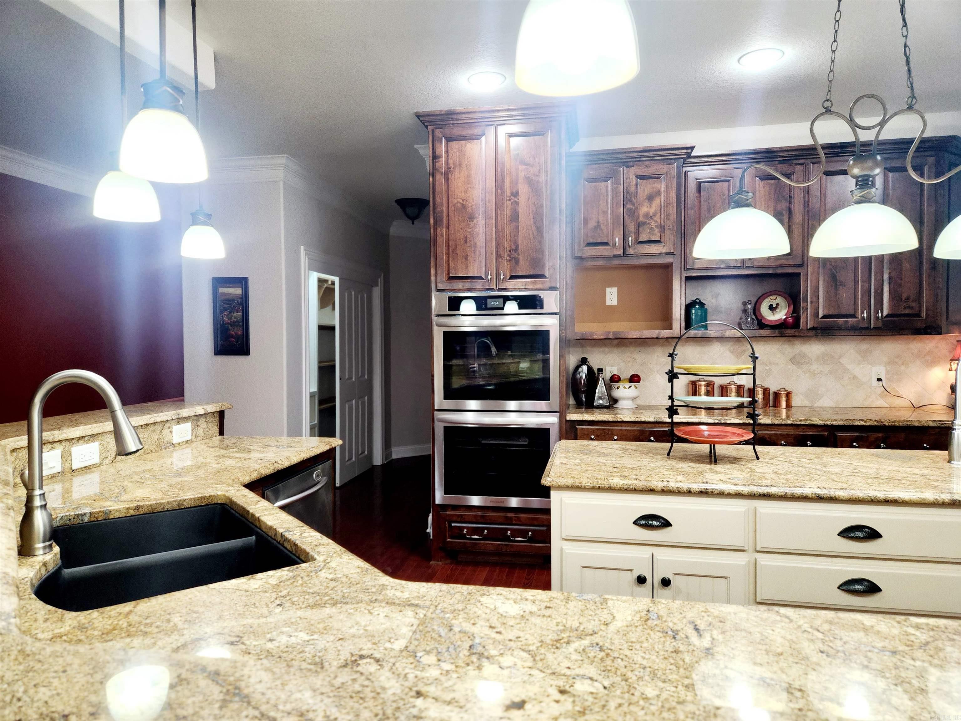 EL PELO - Residential