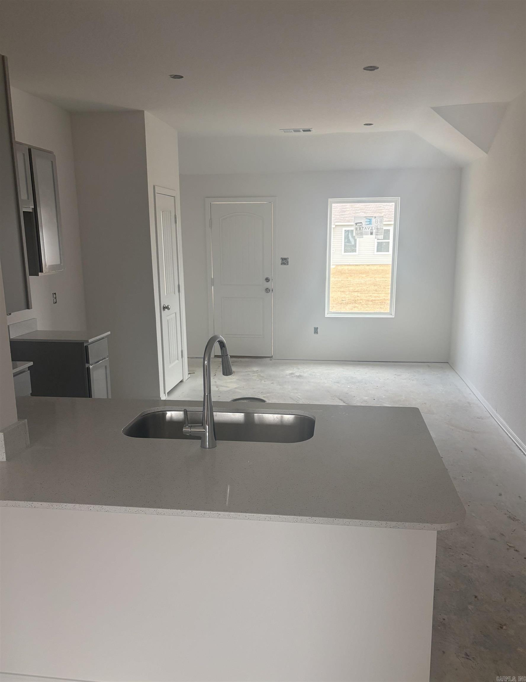 HILL FARM - Residential