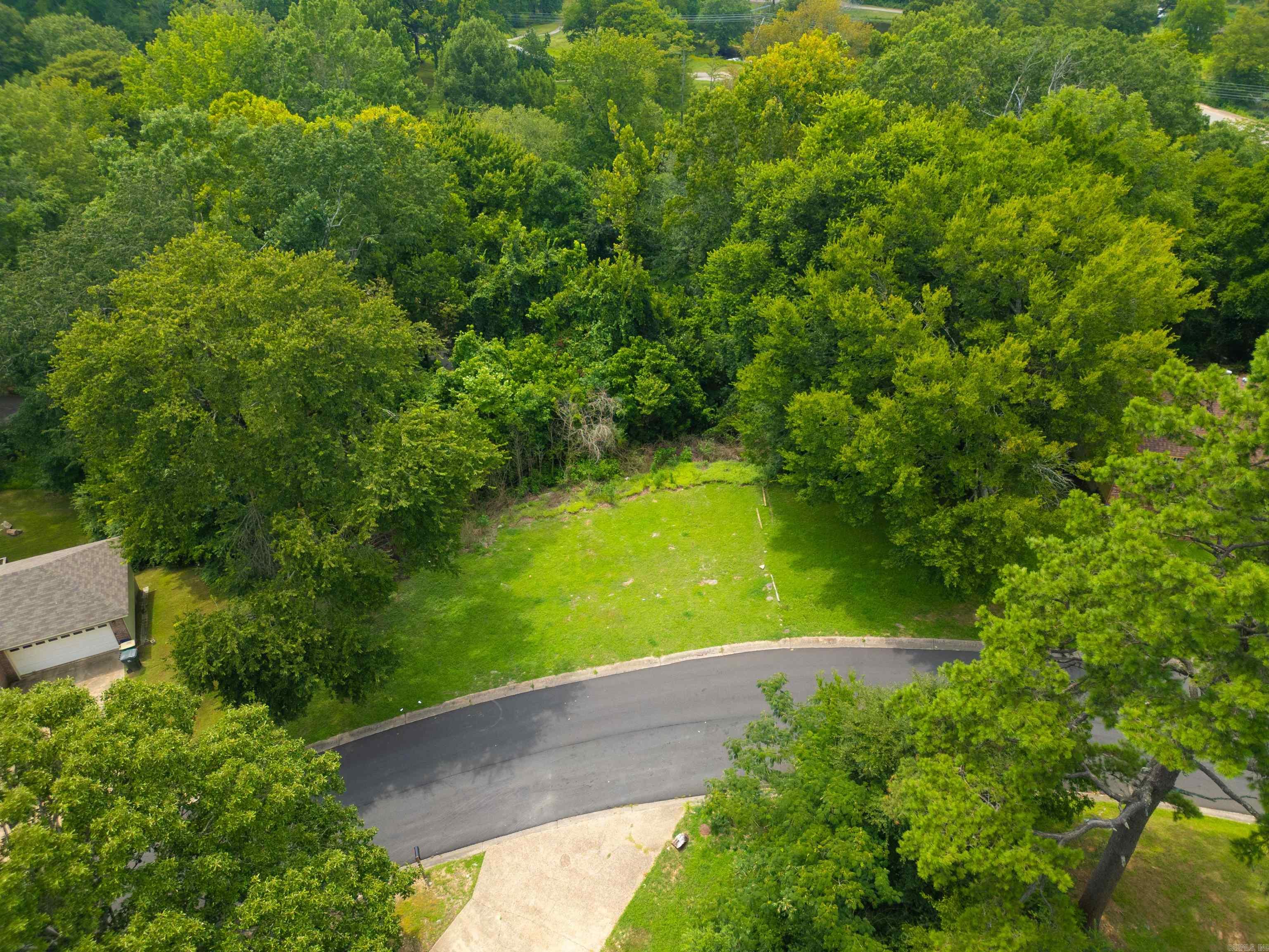 Looking for a quiet well established neighborhood to build your new home.....this is it. Build your perfect house in a perfect location, with all schools, shopping, entertainment, parks, and golfing within minutes.