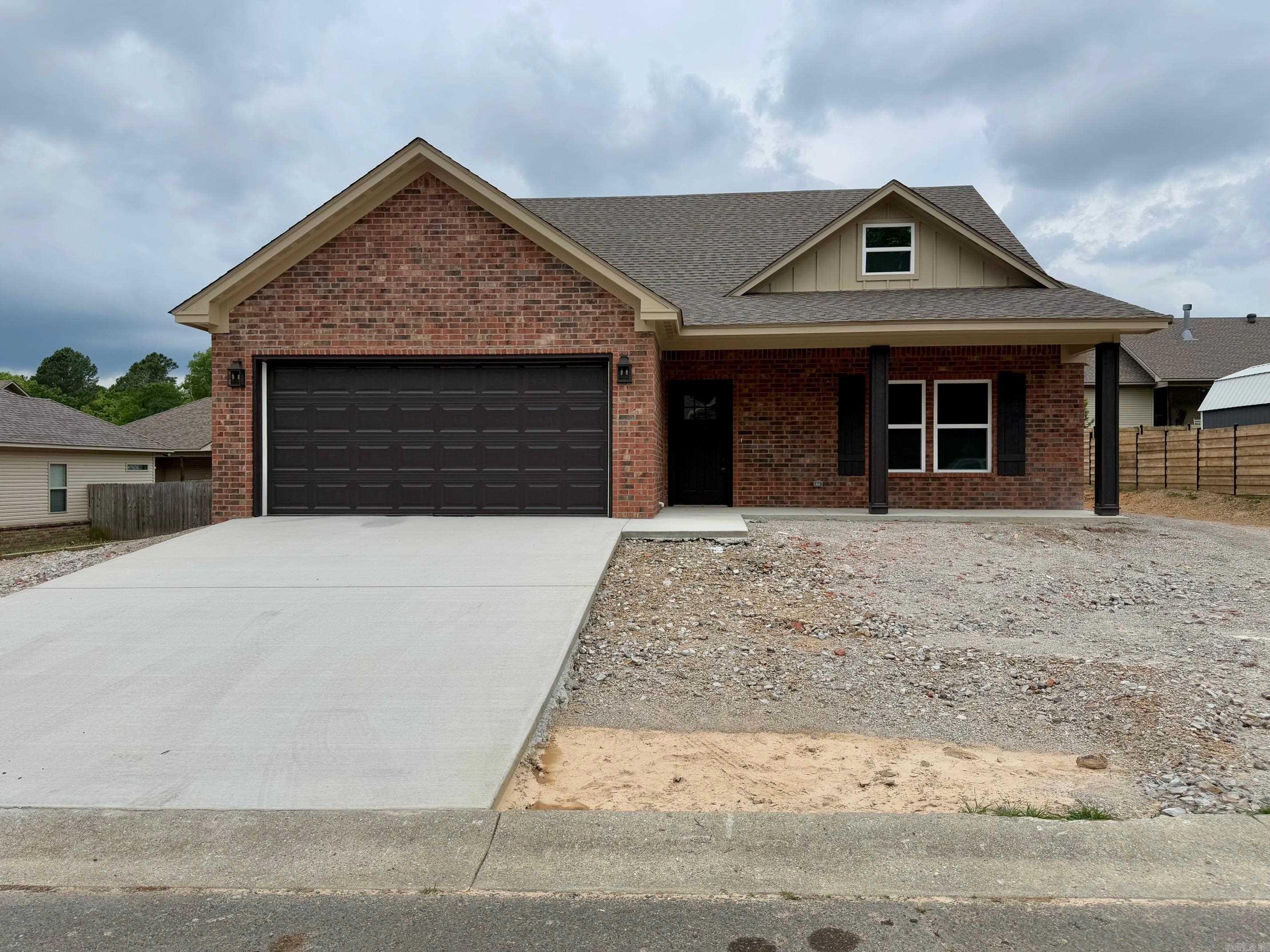 FOX RUN - Residential