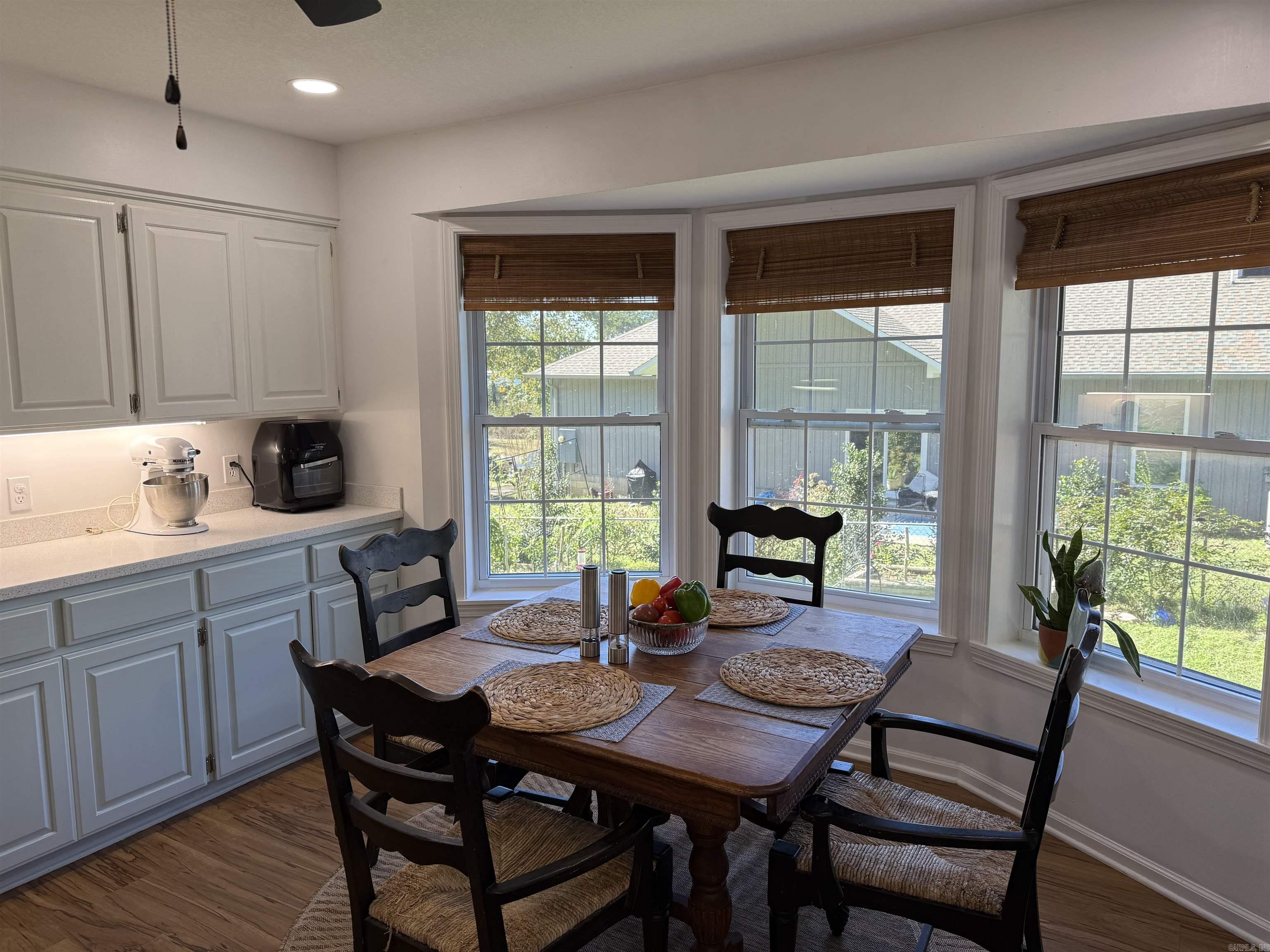 CRESTWOOD - Residential