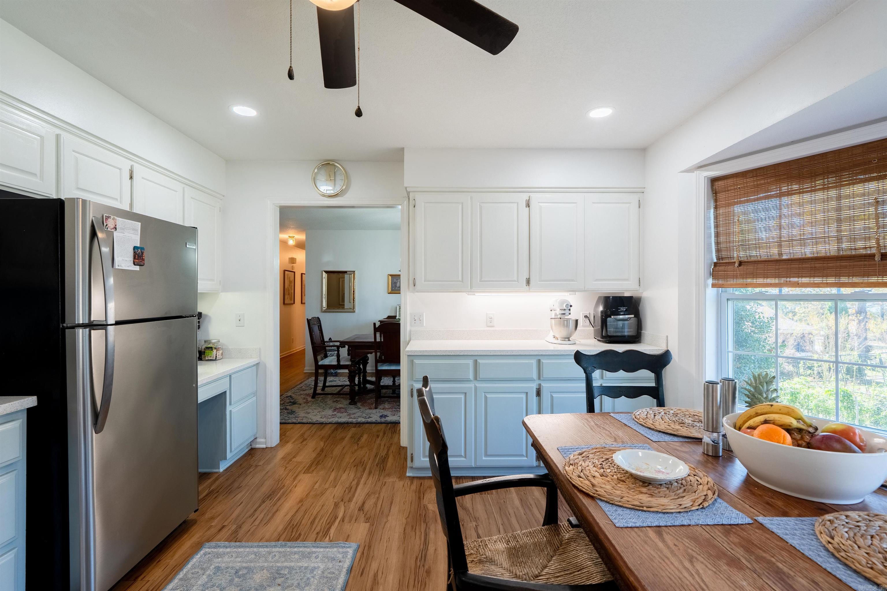 CRESTWOOD - Residential