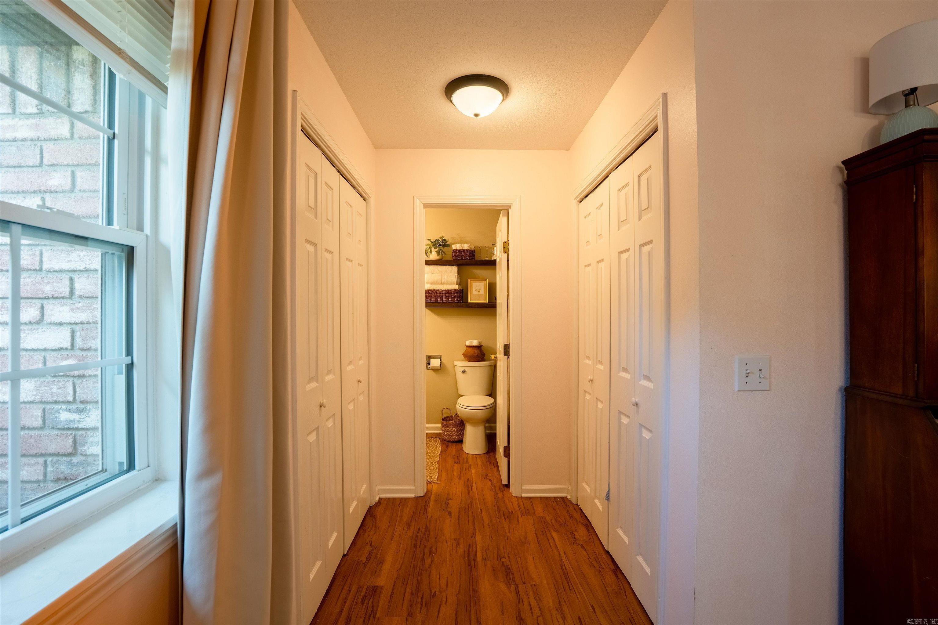 CRESTWOOD - Residential