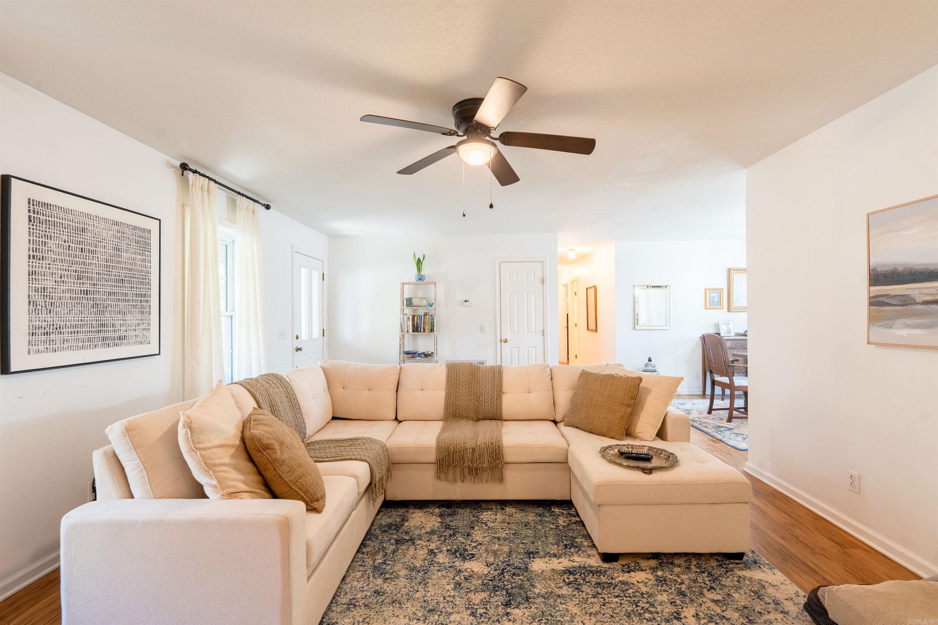 CRESTWOOD - Residential