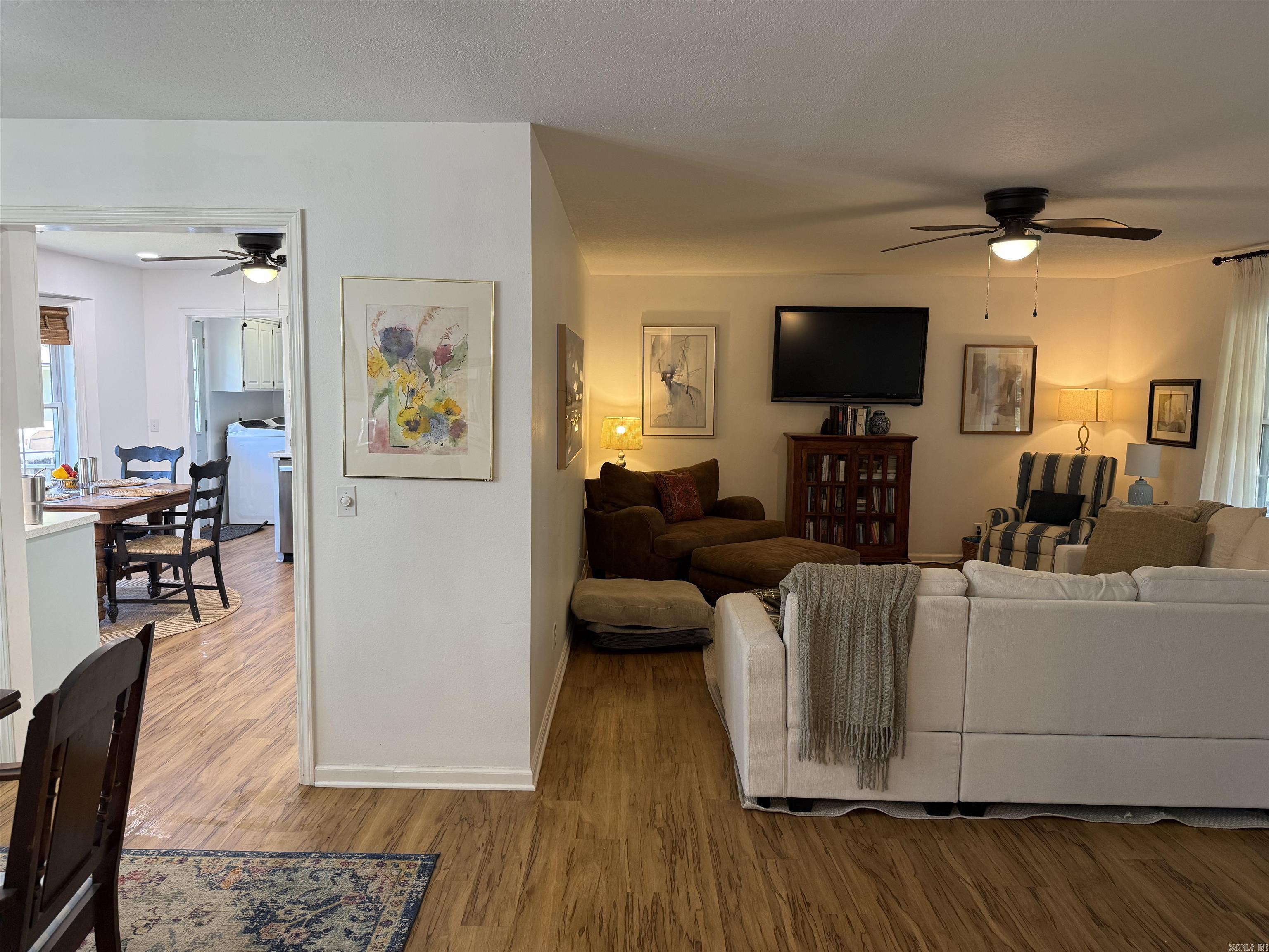 CRESTWOOD - Residential