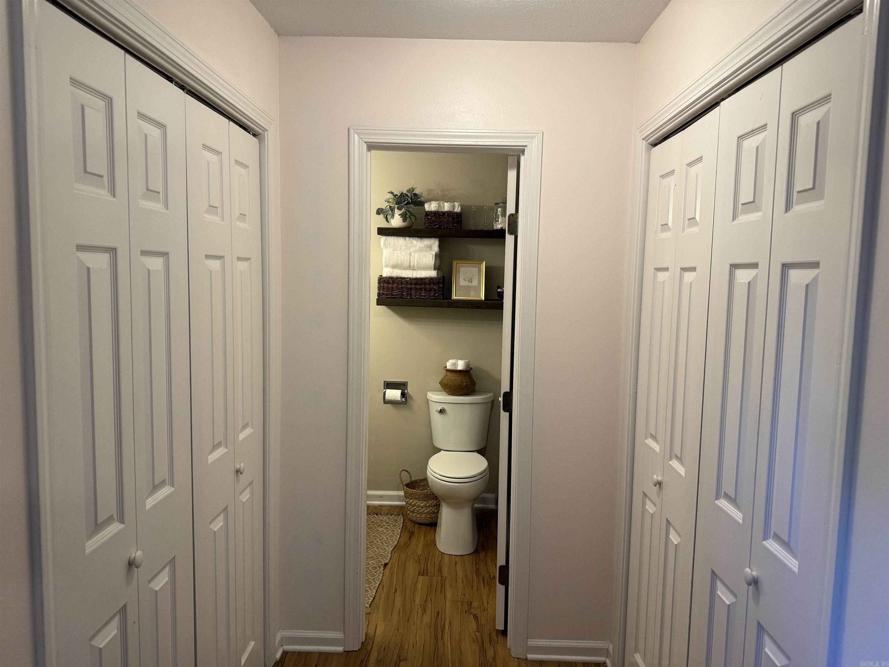 CRESTWOOD - Residential