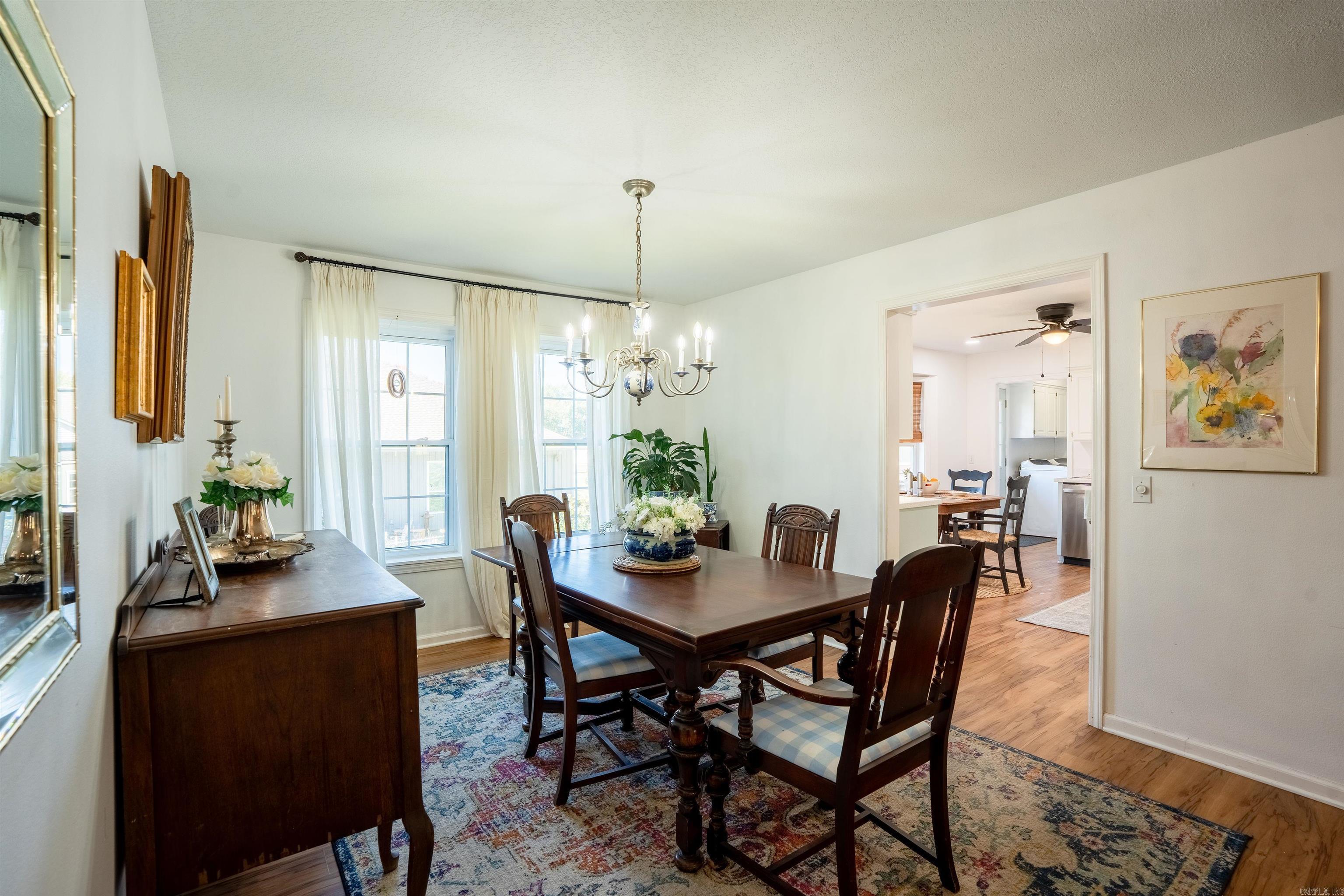 CRESTWOOD - Residential