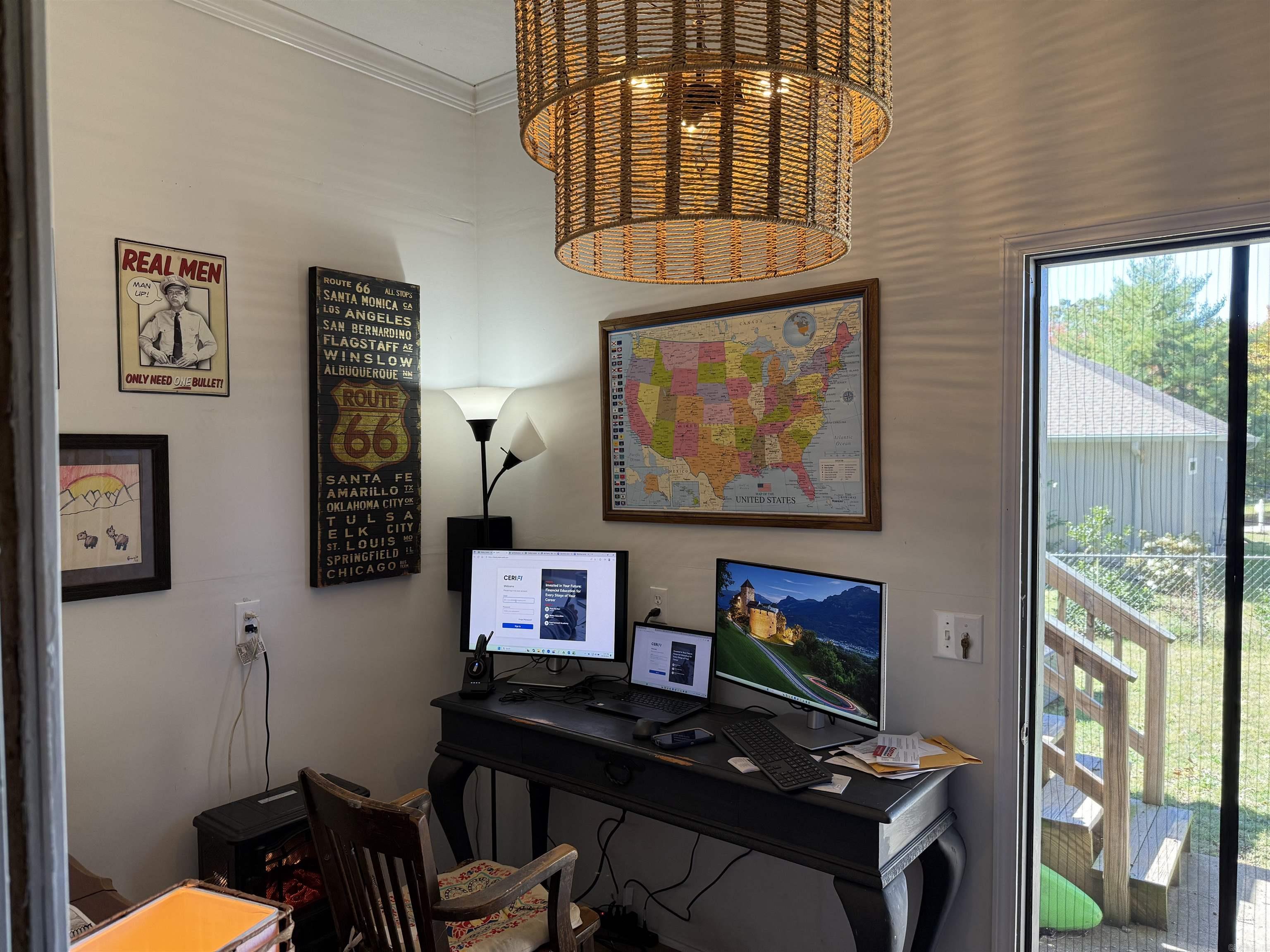 CRESTWOOD - Residential