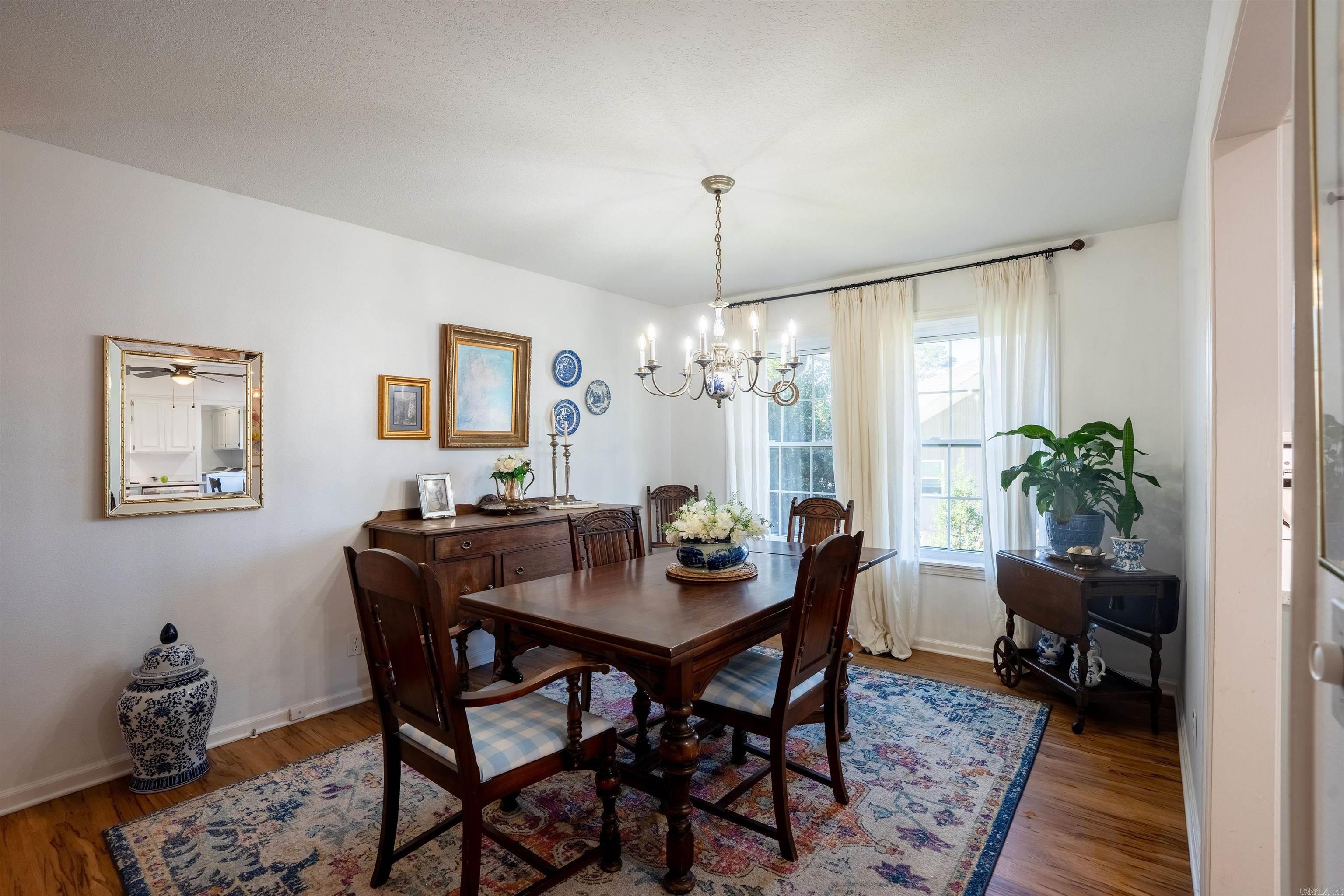 CRESTWOOD - Residential