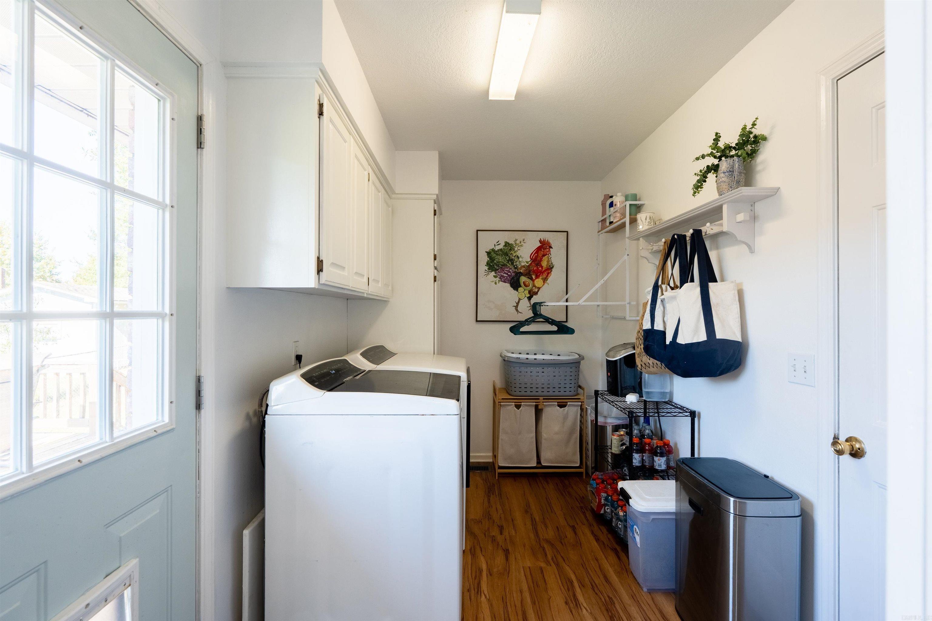 CRESTWOOD - Residential