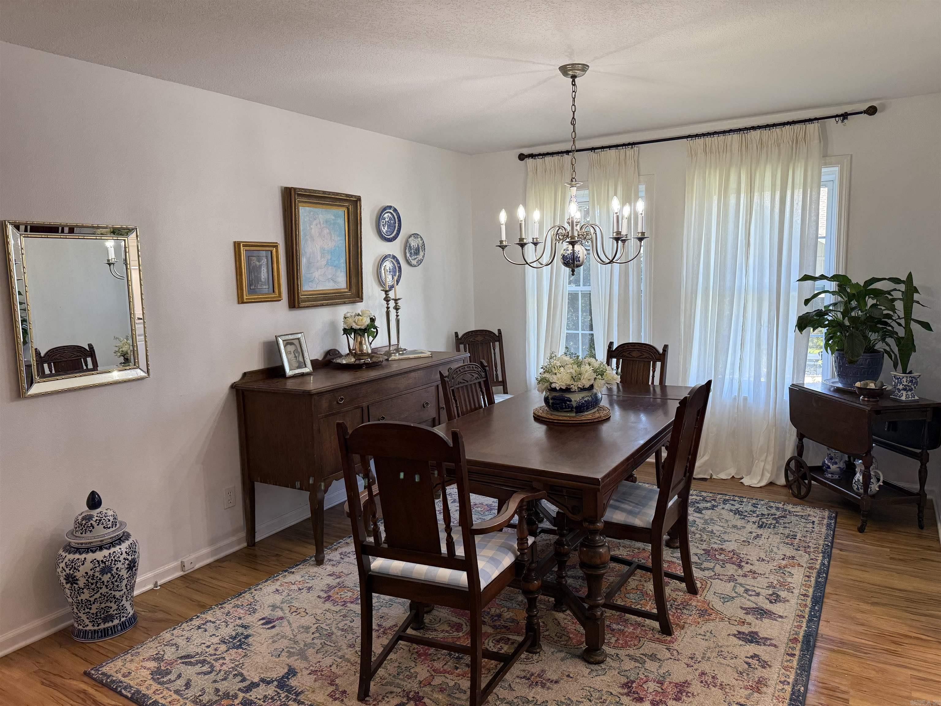 CRESTWOOD - Residential