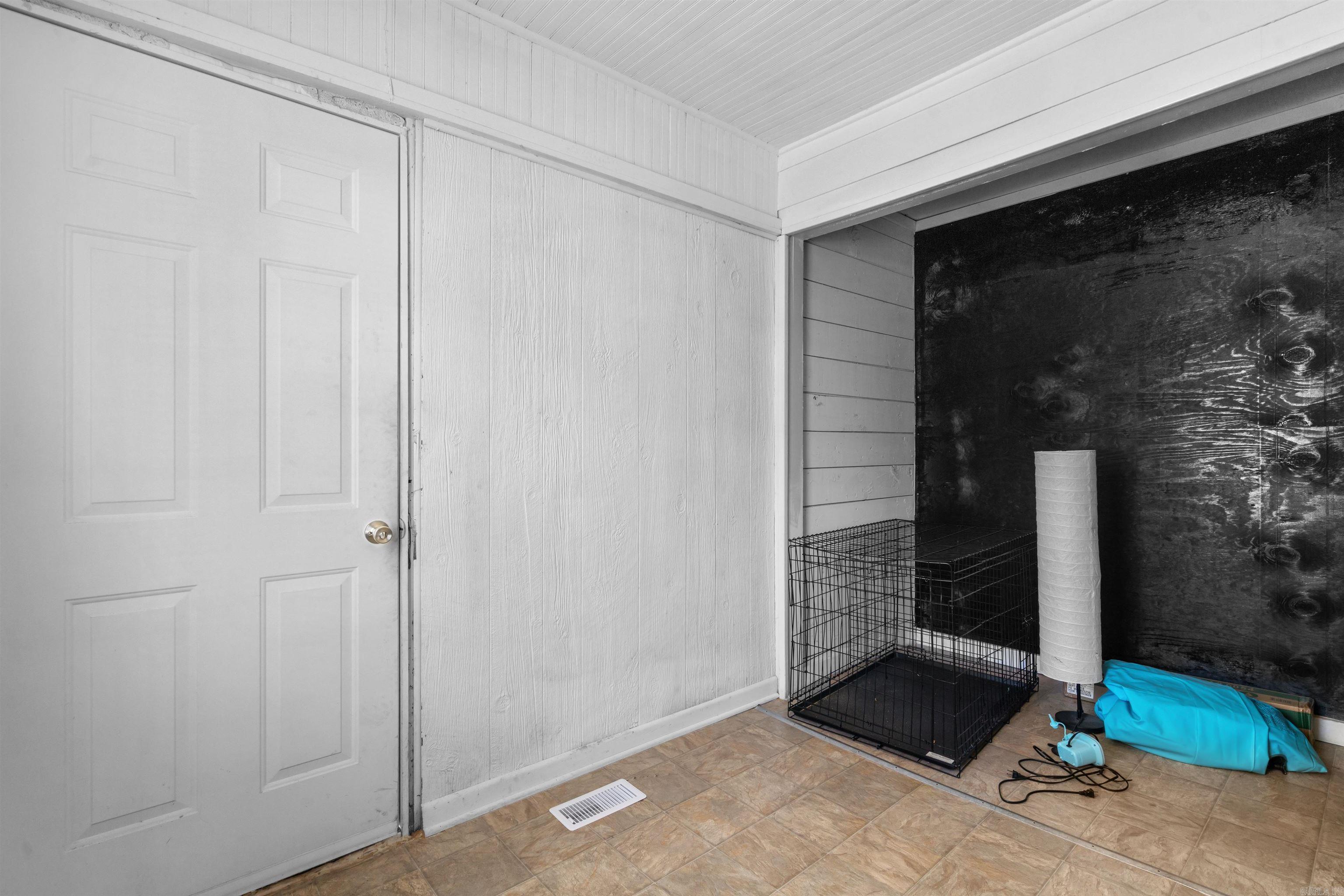 BLACKS SUB - Residential