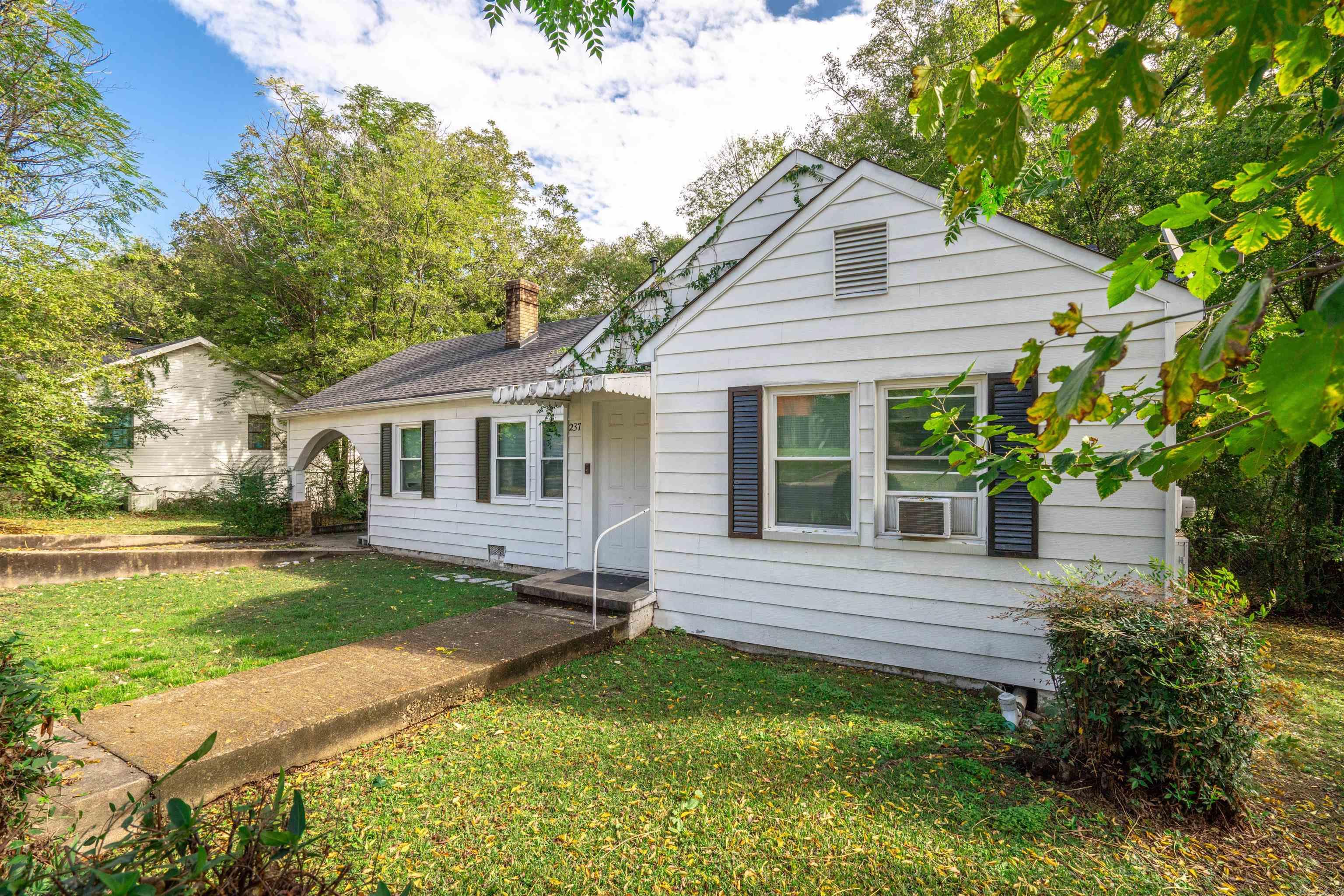 BLACKS SUB - Residential