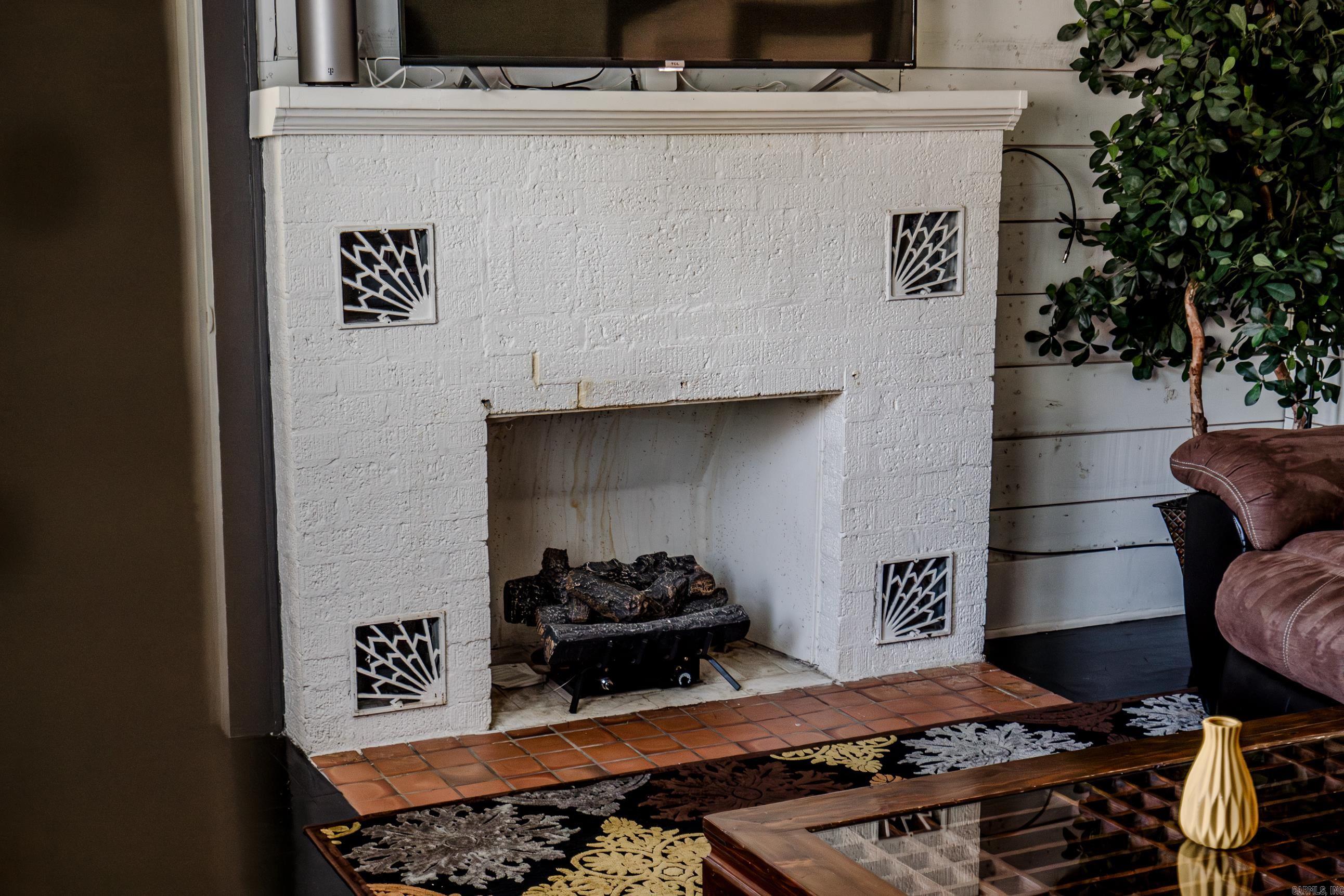 BLACKS SUB - Residential