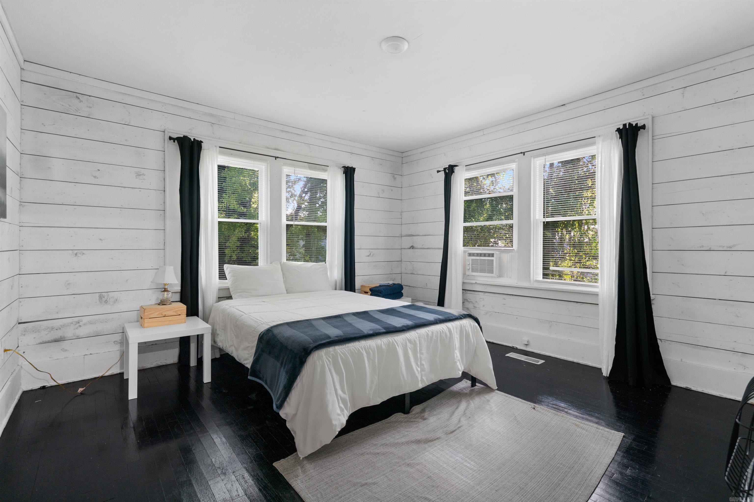 BLACKS SUB - Residential