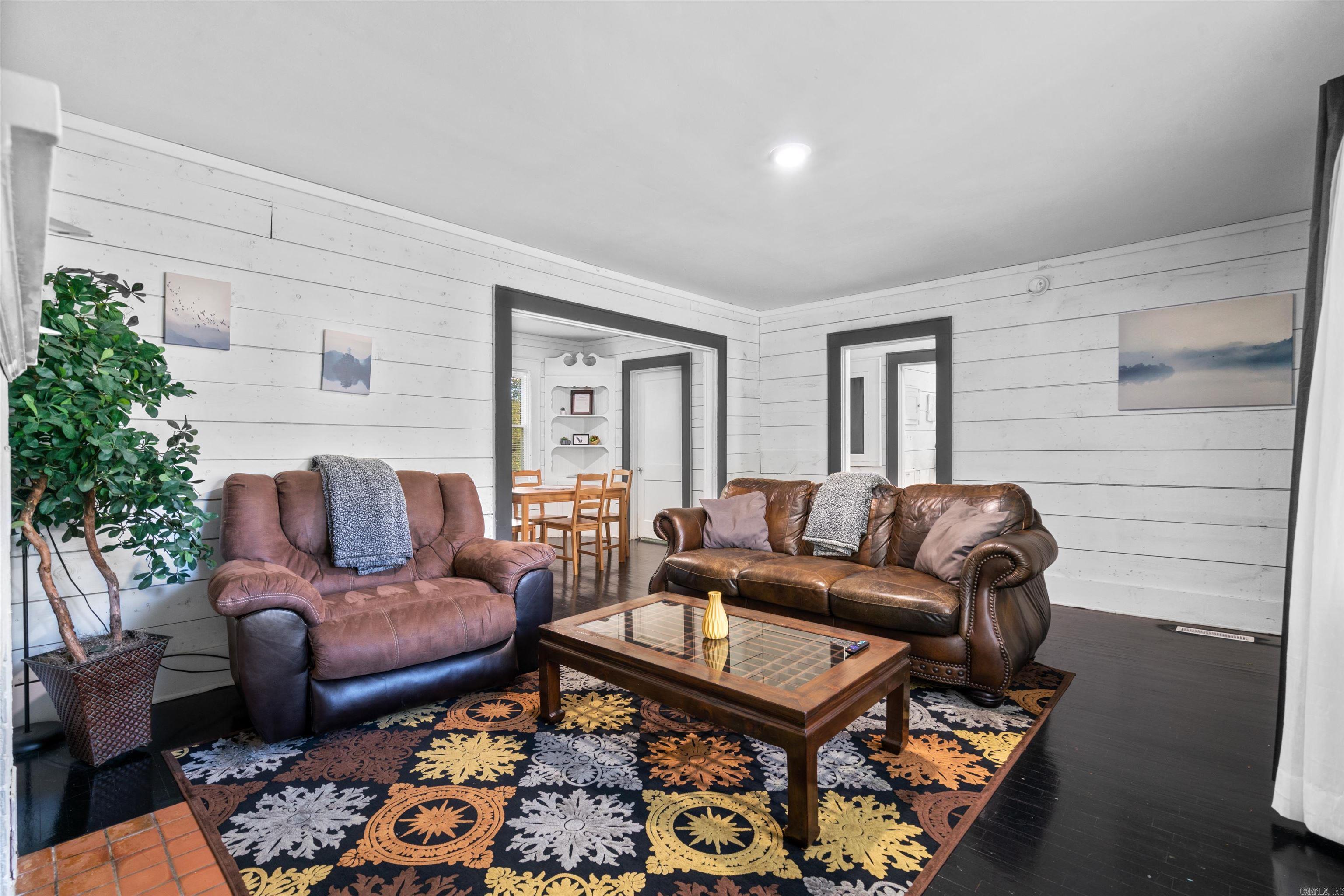 BLACKS SUB - Residential