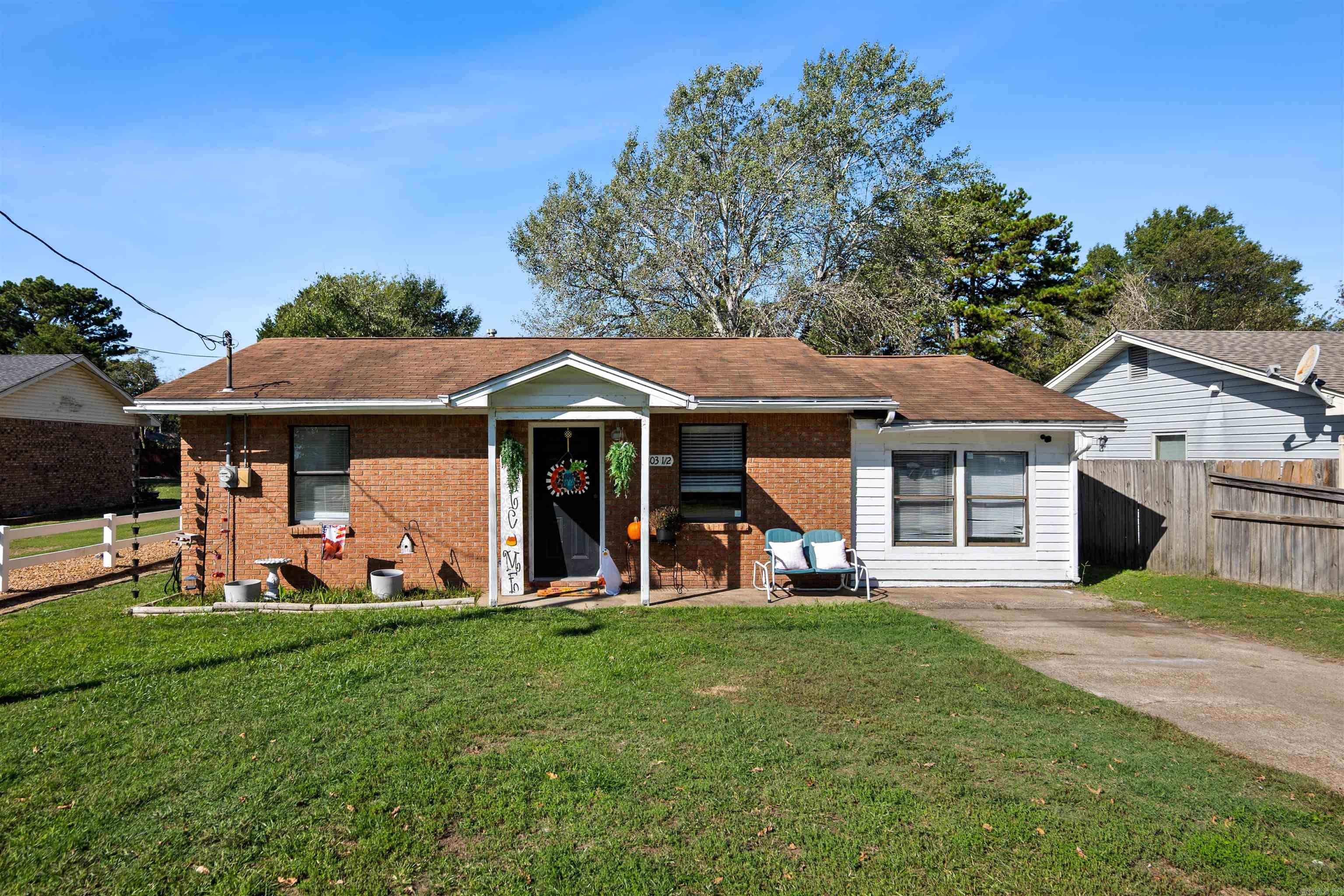 Charming remodeled 3-bedroom, 1-bath home—perfect as a first home or investment! Enjoy a fresh, updated interior with a functional layout, bright living spaces, and modern touches throughout. The huge backyard is ideal for entertaining, gardening, or relaxing, and the 10x16 barn-style shed provides extra storage or workshop space. Full of potential and ready for its next chapter—call me today before it’s gone!