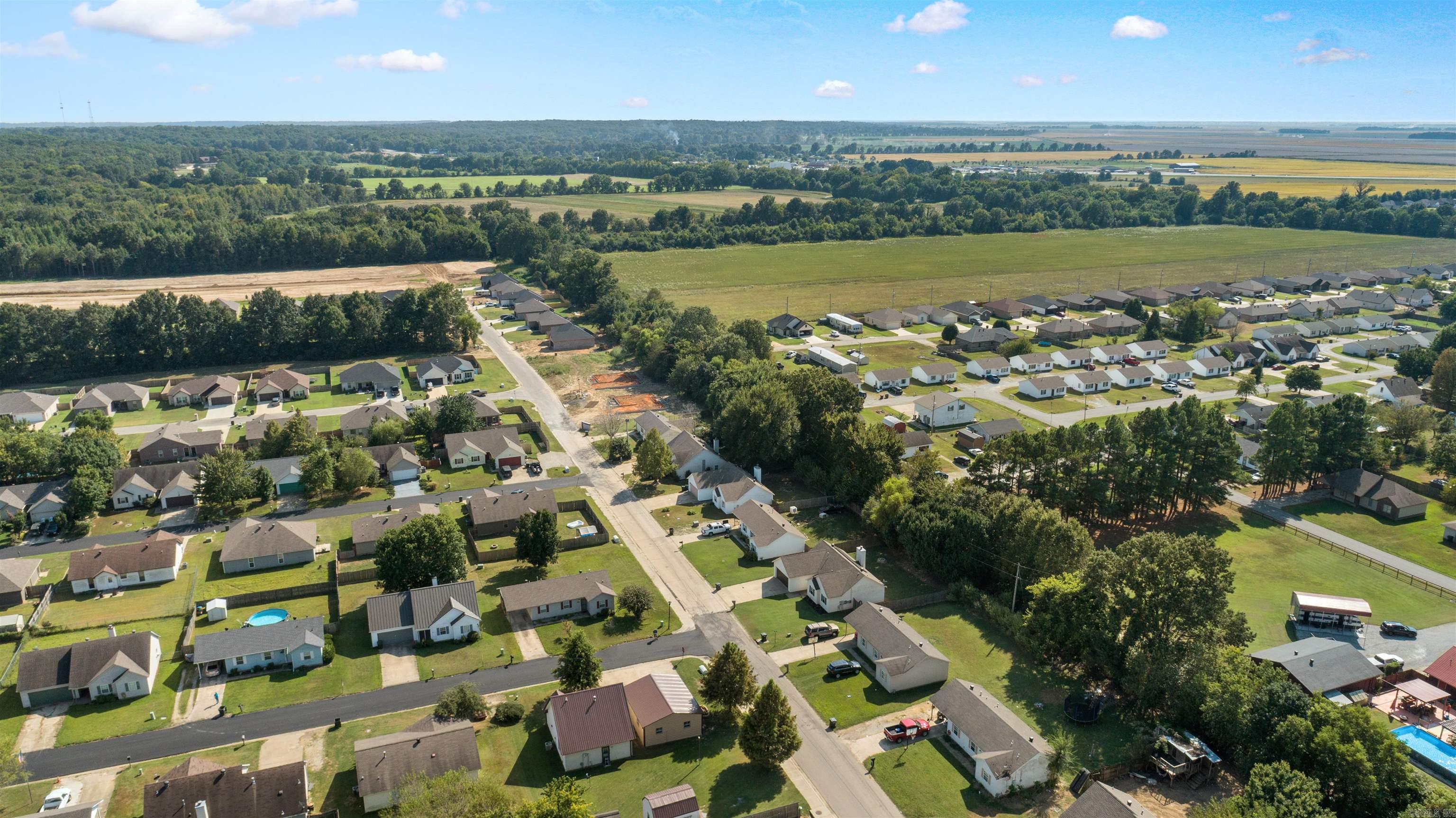 WOODLAND TRAILS - Residential