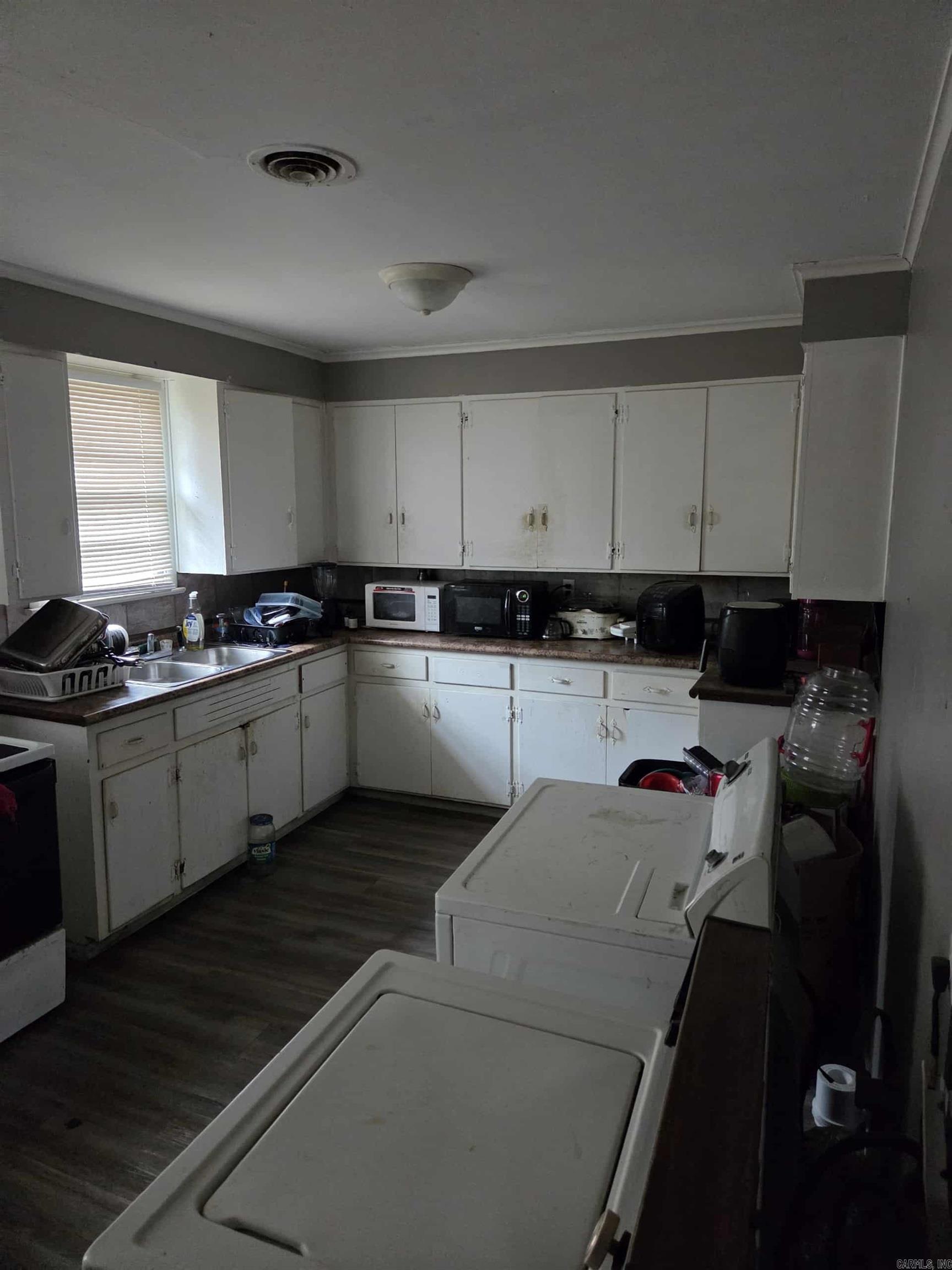 SHADY GROVE - Residential