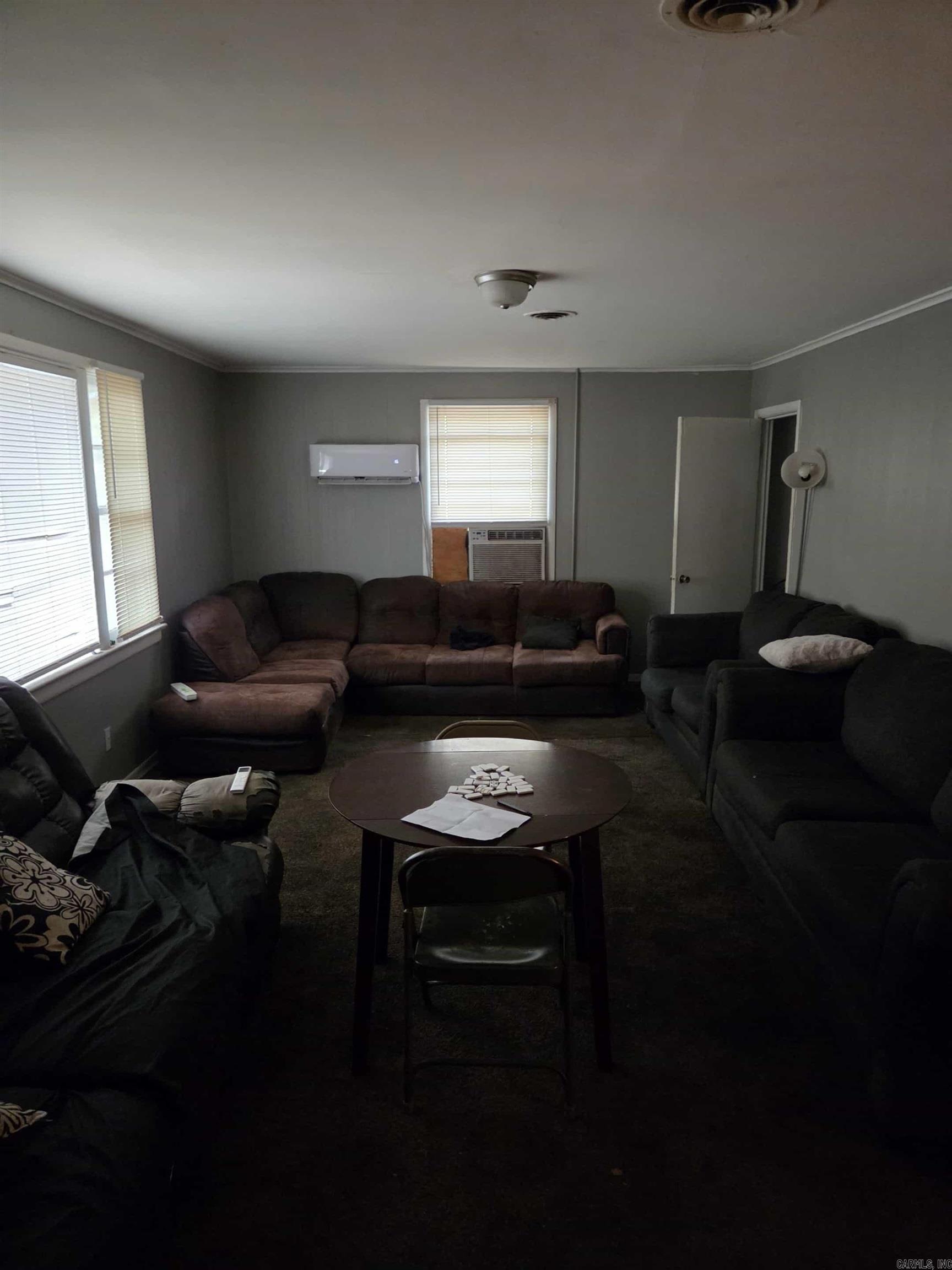 SHADY GROVE - Residential