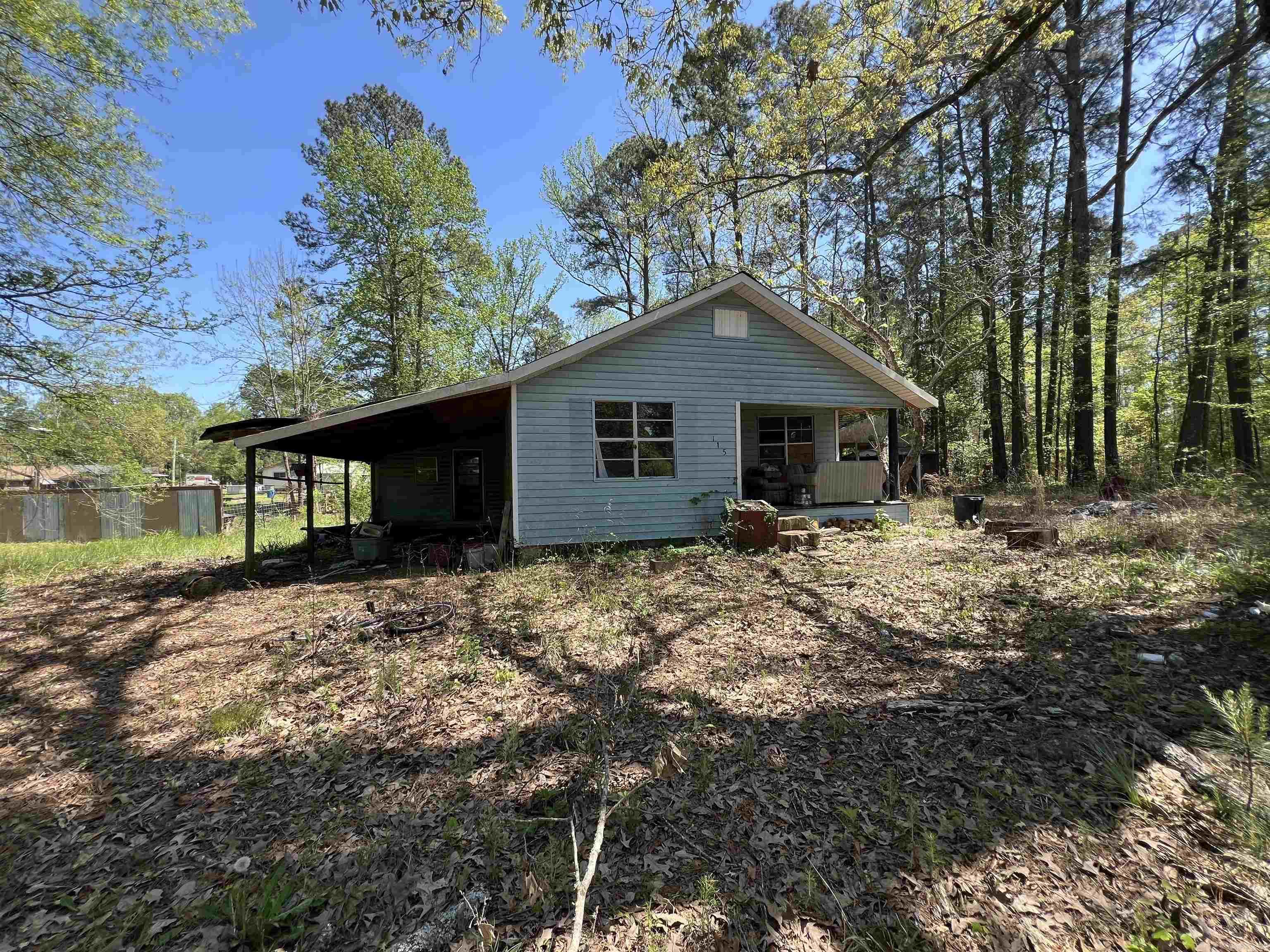 FIXER UPPER! This is either a tear down or large rehab - no zoning which opens the door for endless possibilities. Located just minutes east of Arkadelphia northwest of Camden.